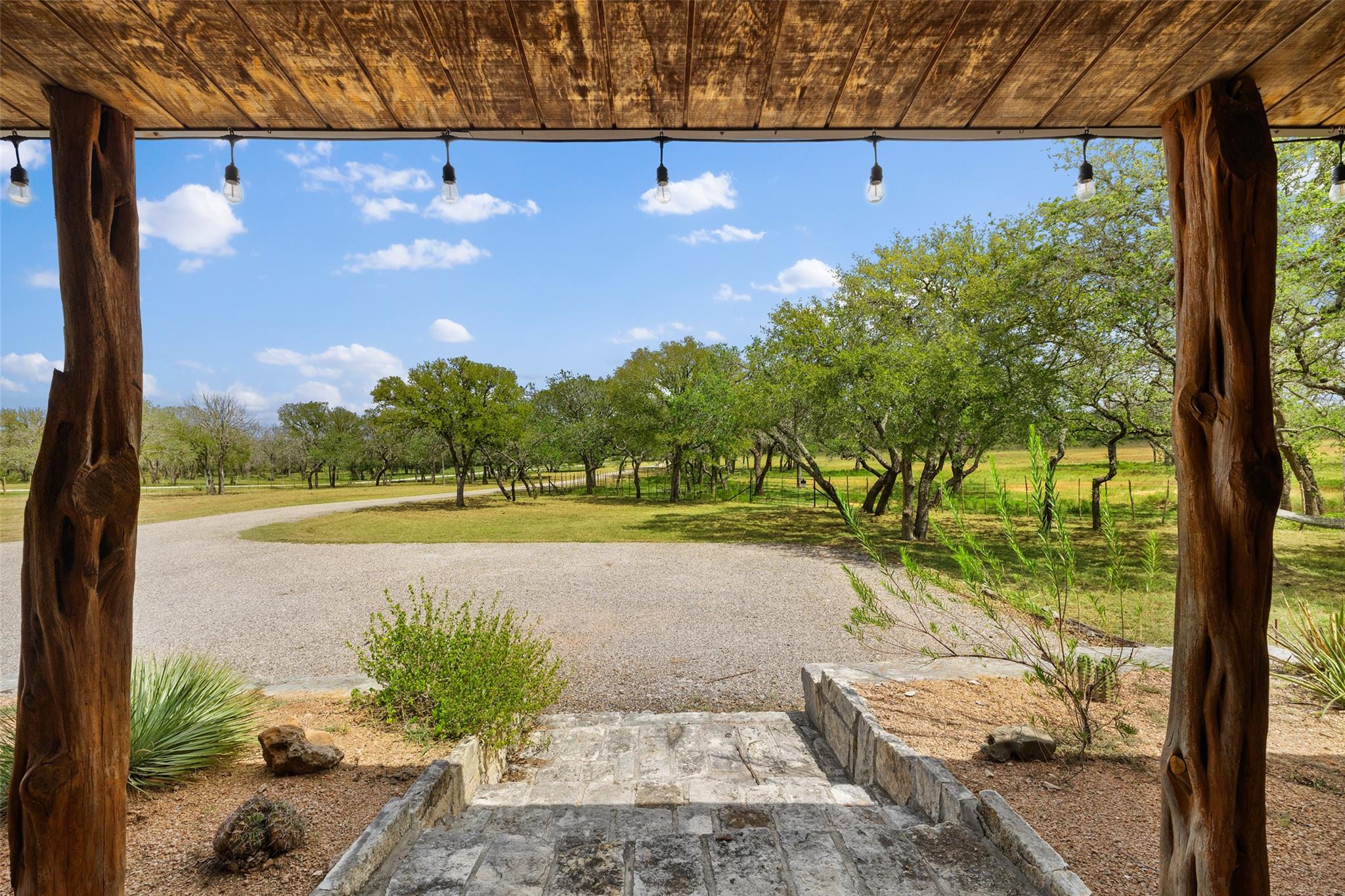 Image 7 of 34 For 2631 Us Hwy 281