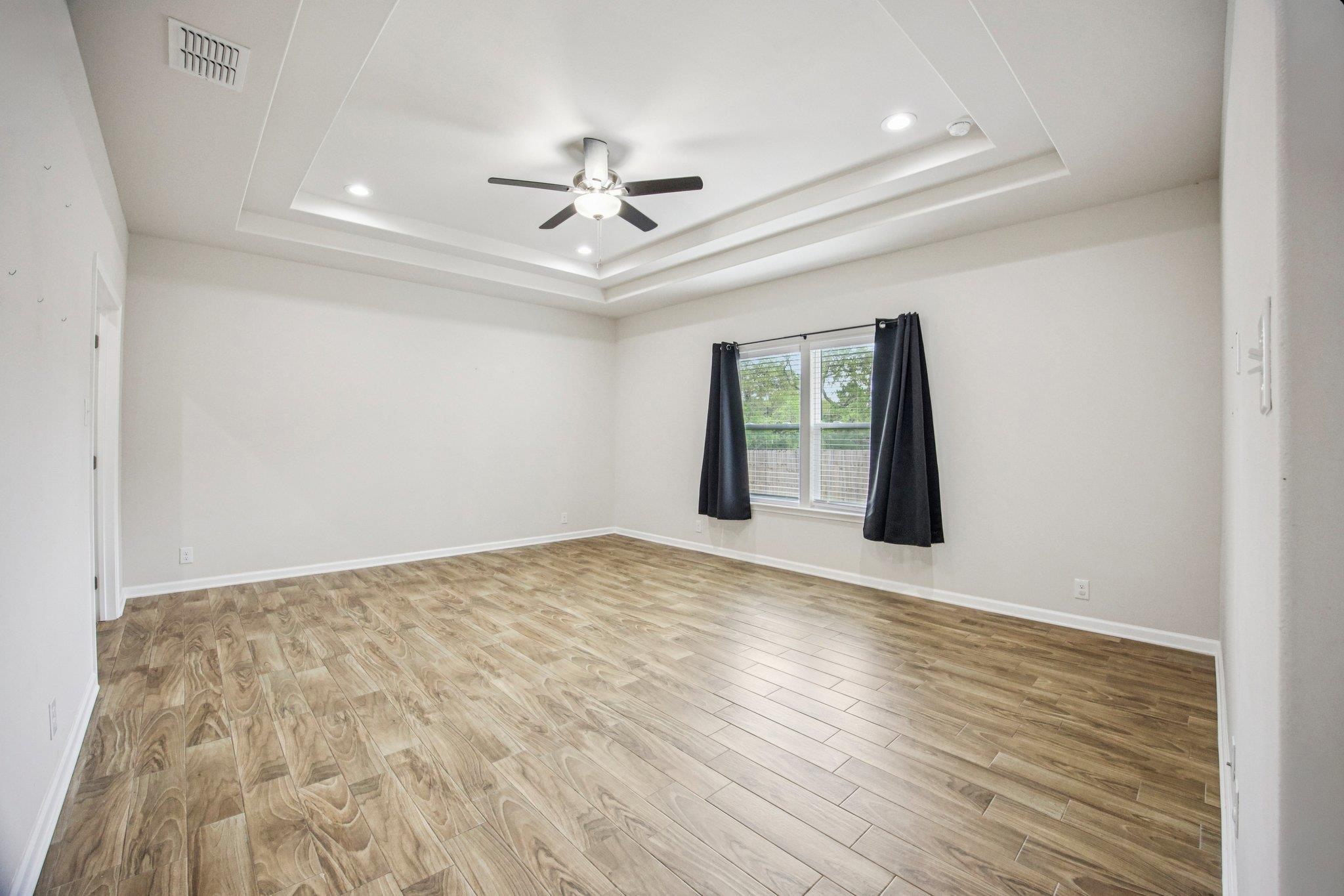 Image 9 of 21 For 156 Remington Rd