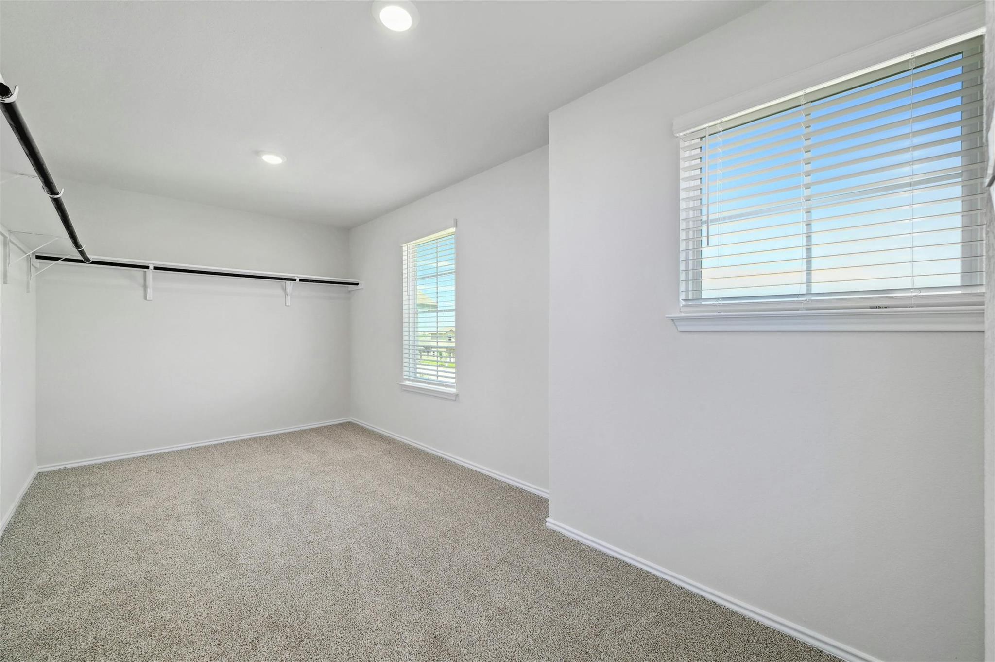 Image 23 of 33 For 4816 Cork Crossing