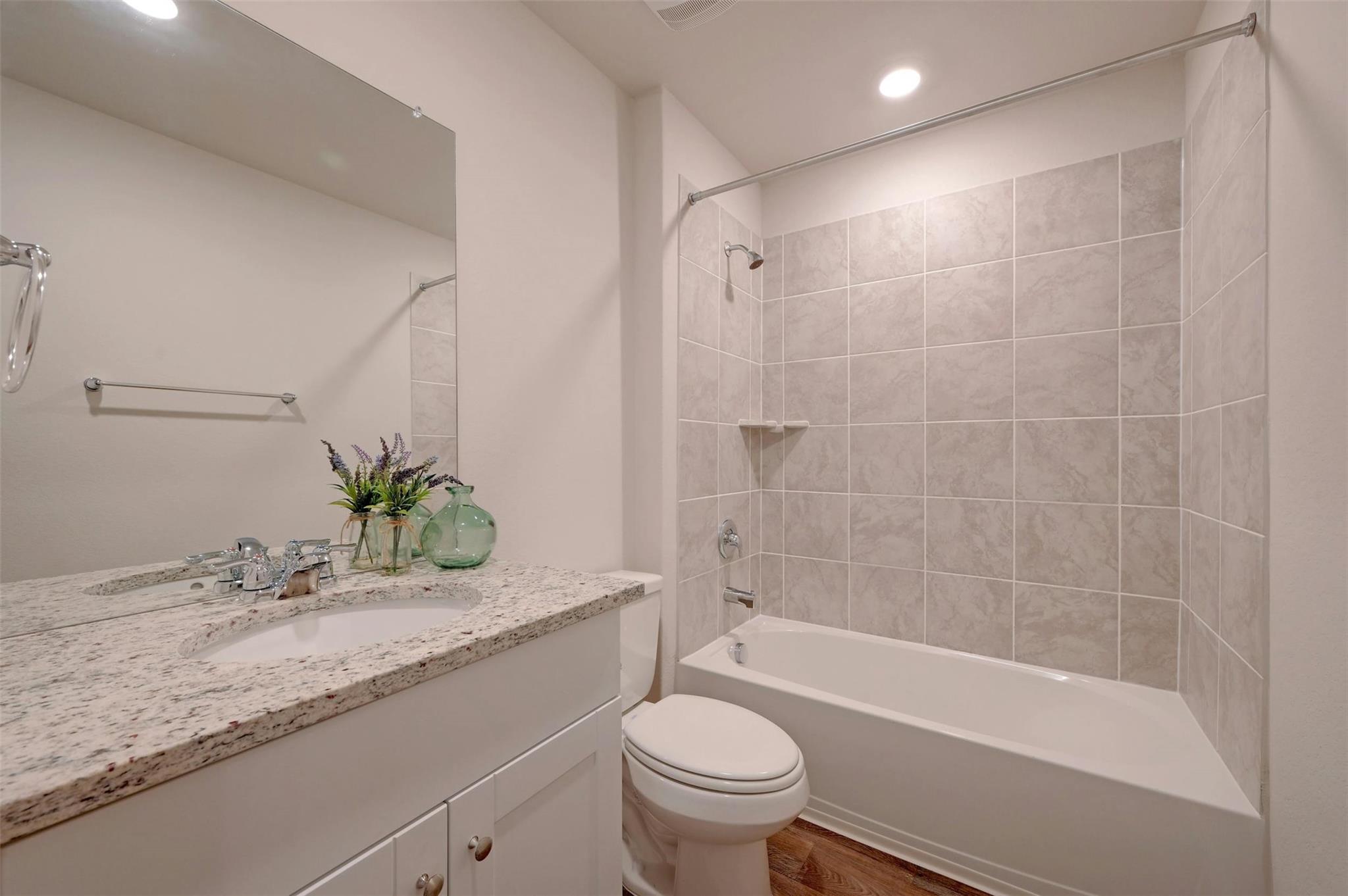 Image 26 of 33 For 4816 Cork Crossing