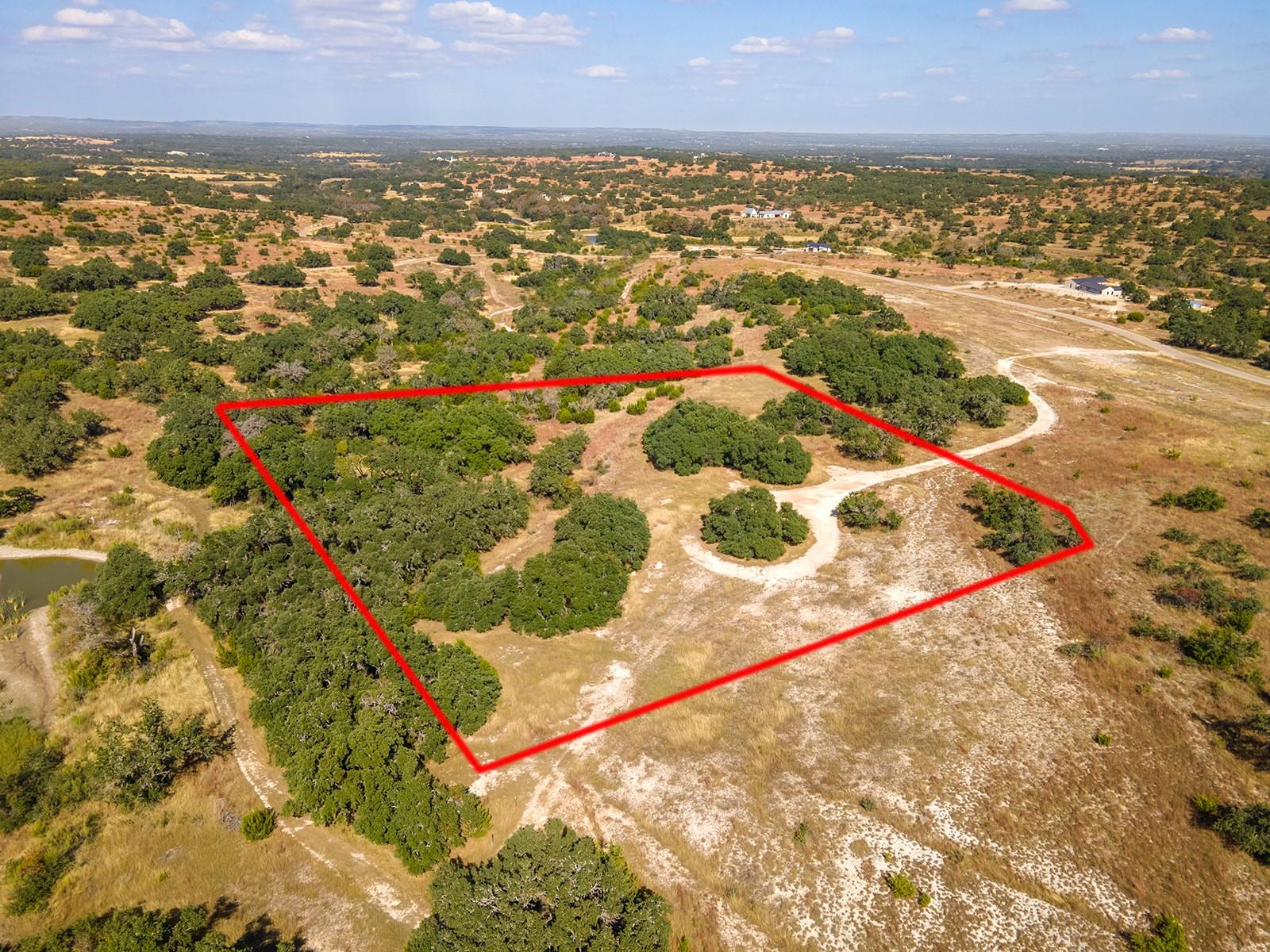 Image 3 of 38 For 140 Lantana Dr