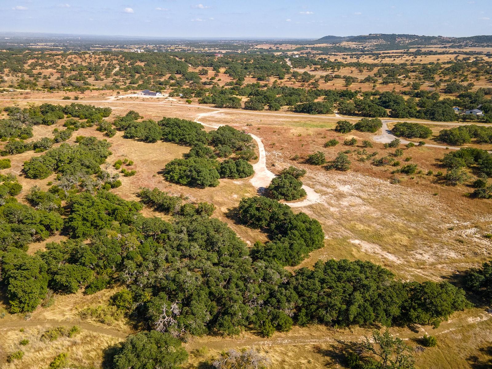 Image 31 of 38 For 140 Lantana Dr