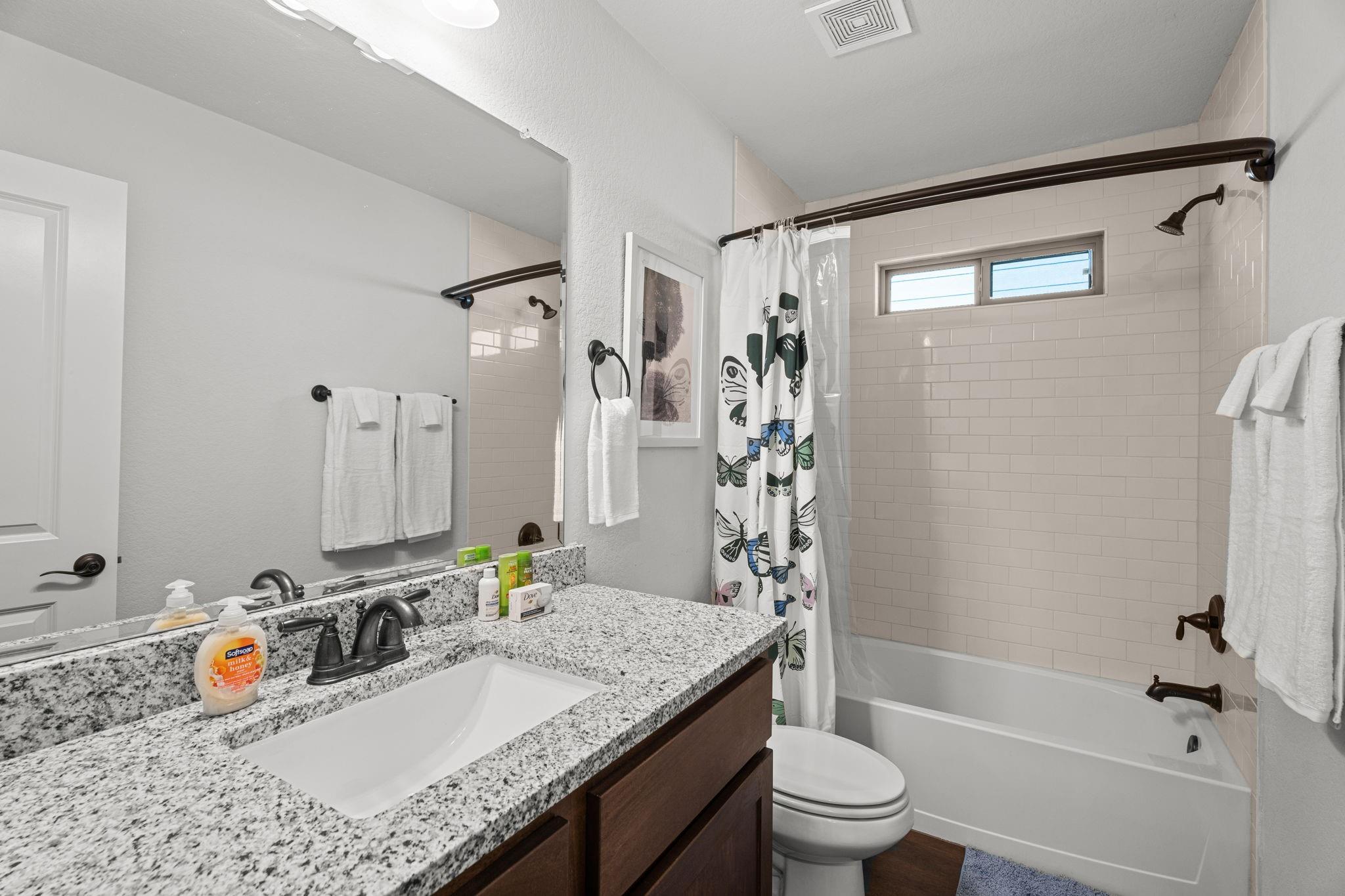 Image 22 of 35 For 10319 Lynwood Br 101