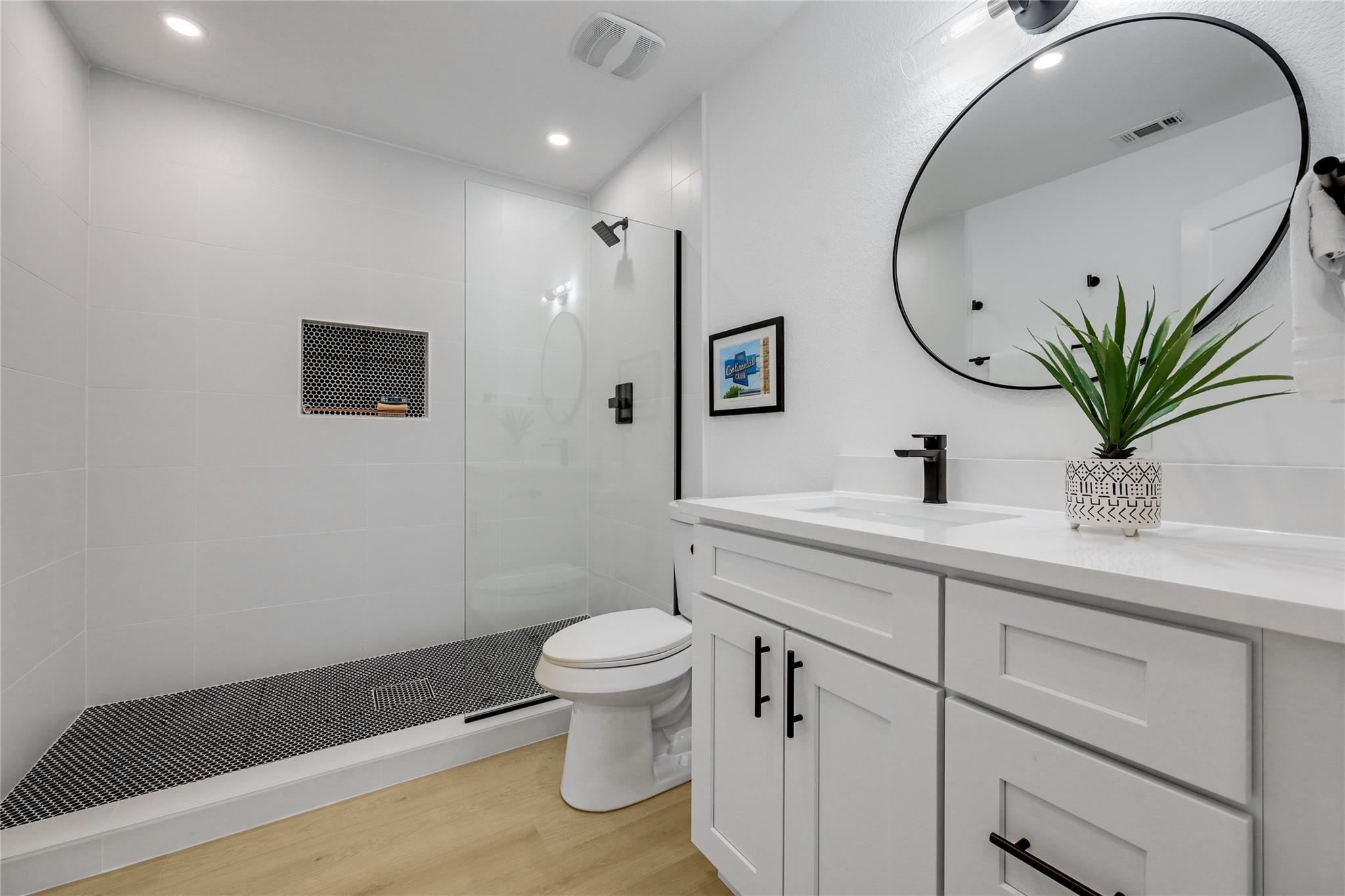 Image 30 of 40 For 813 Cardiff Dr