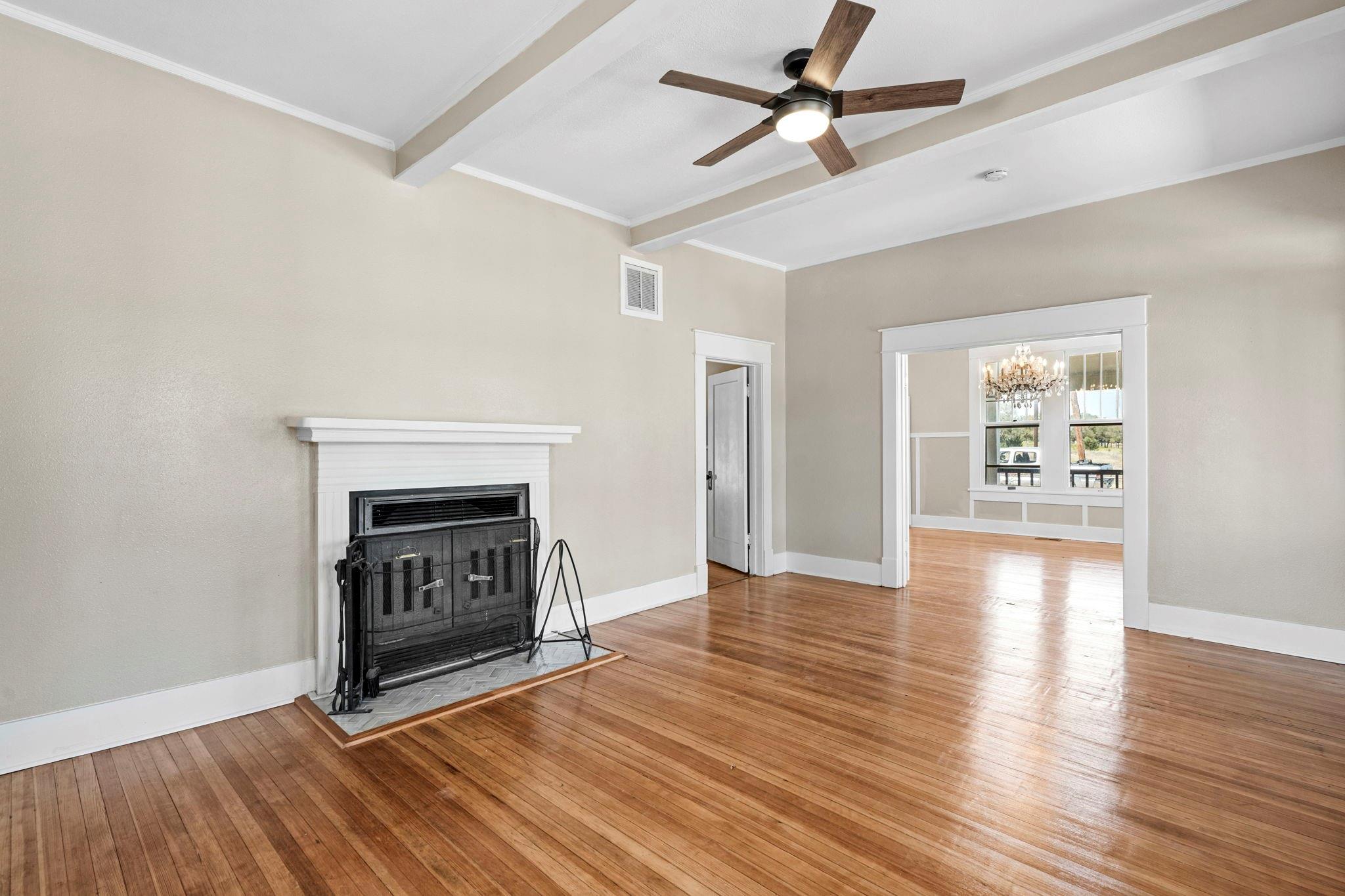 Image 2 of 40 For 1501 Beaver Ln