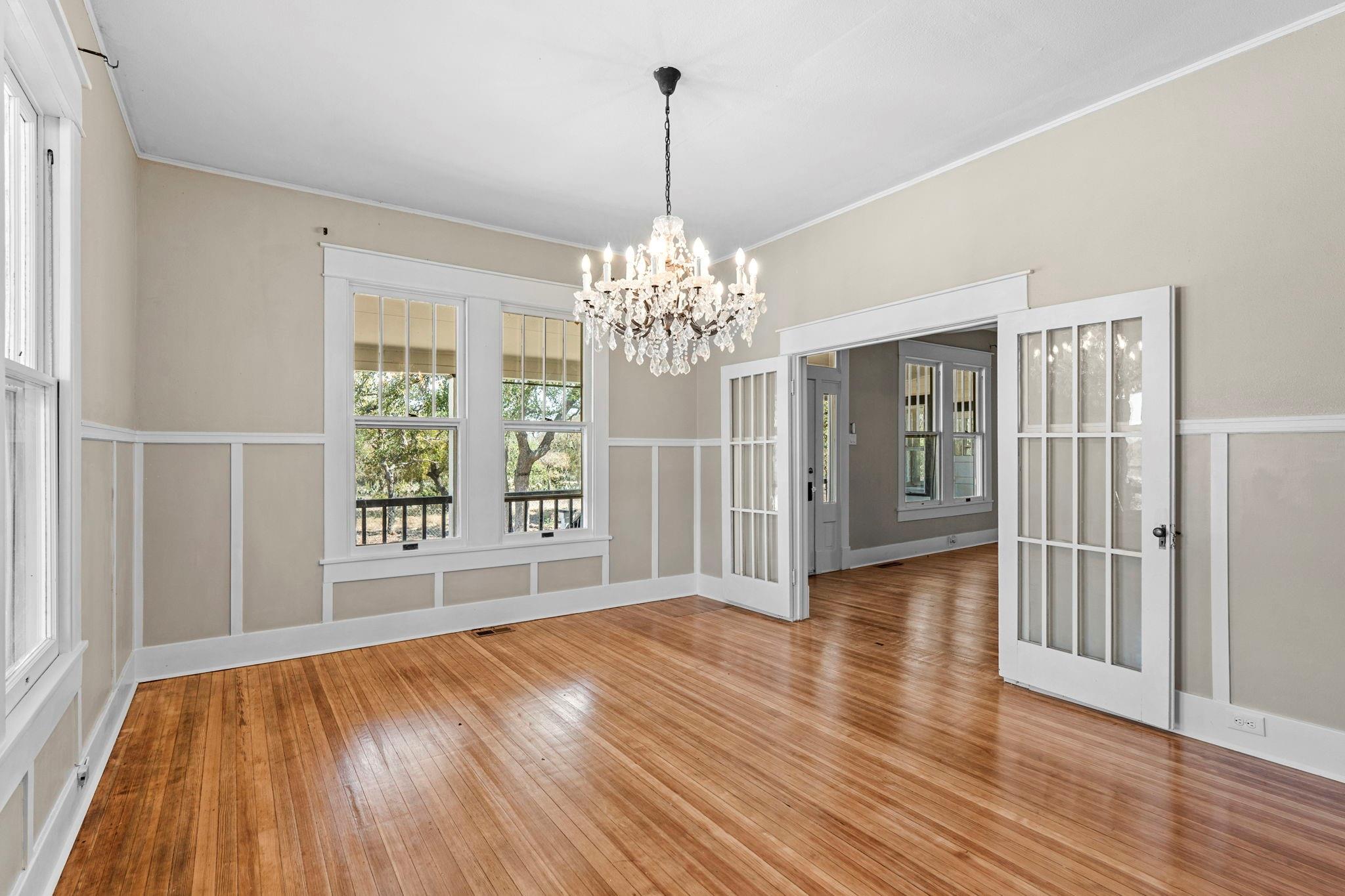 Image 4 of 40 For 1501 Beaver Ln