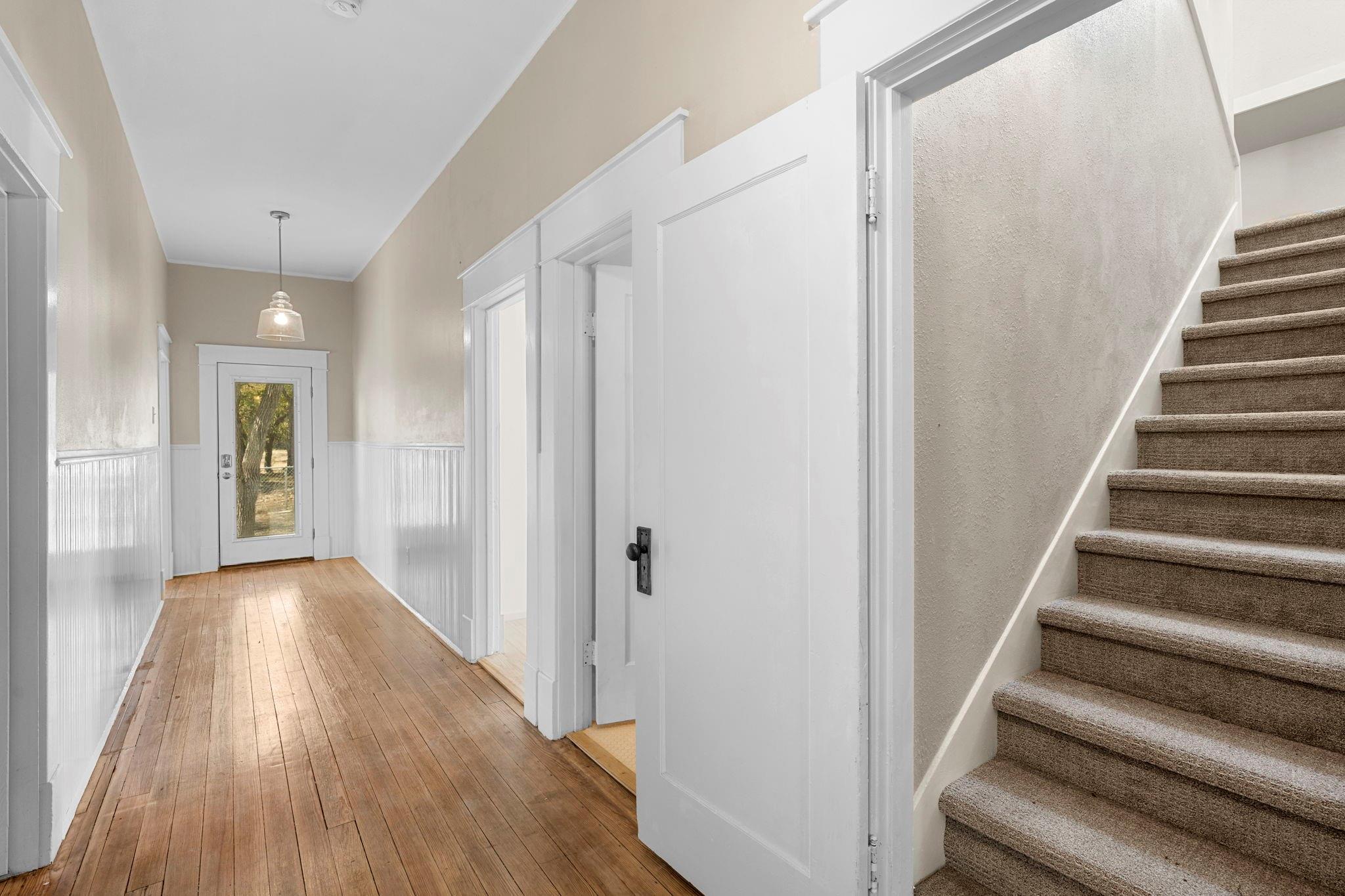 Image 8 of 40 For 1501 Beaver Ln