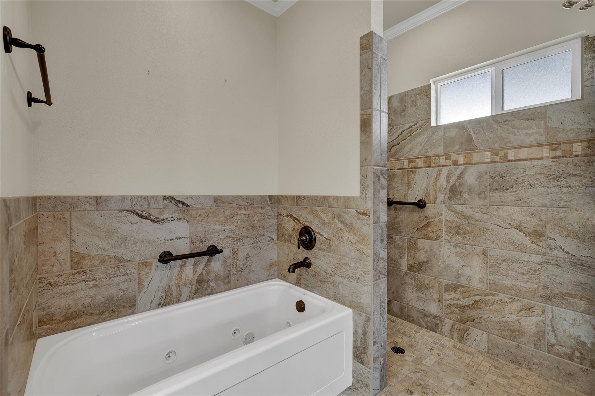 Image 19 of 36 For 948 Hudson Ln
