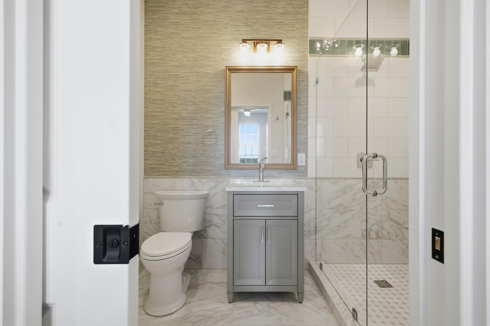 Image 24 of 40 For 3011 River Way