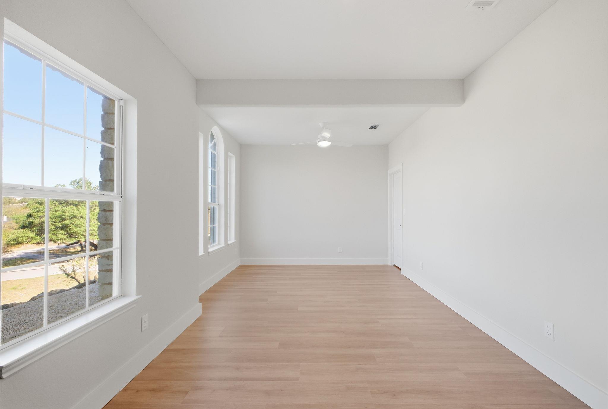 Image 27 of 40 For 3011 River Way