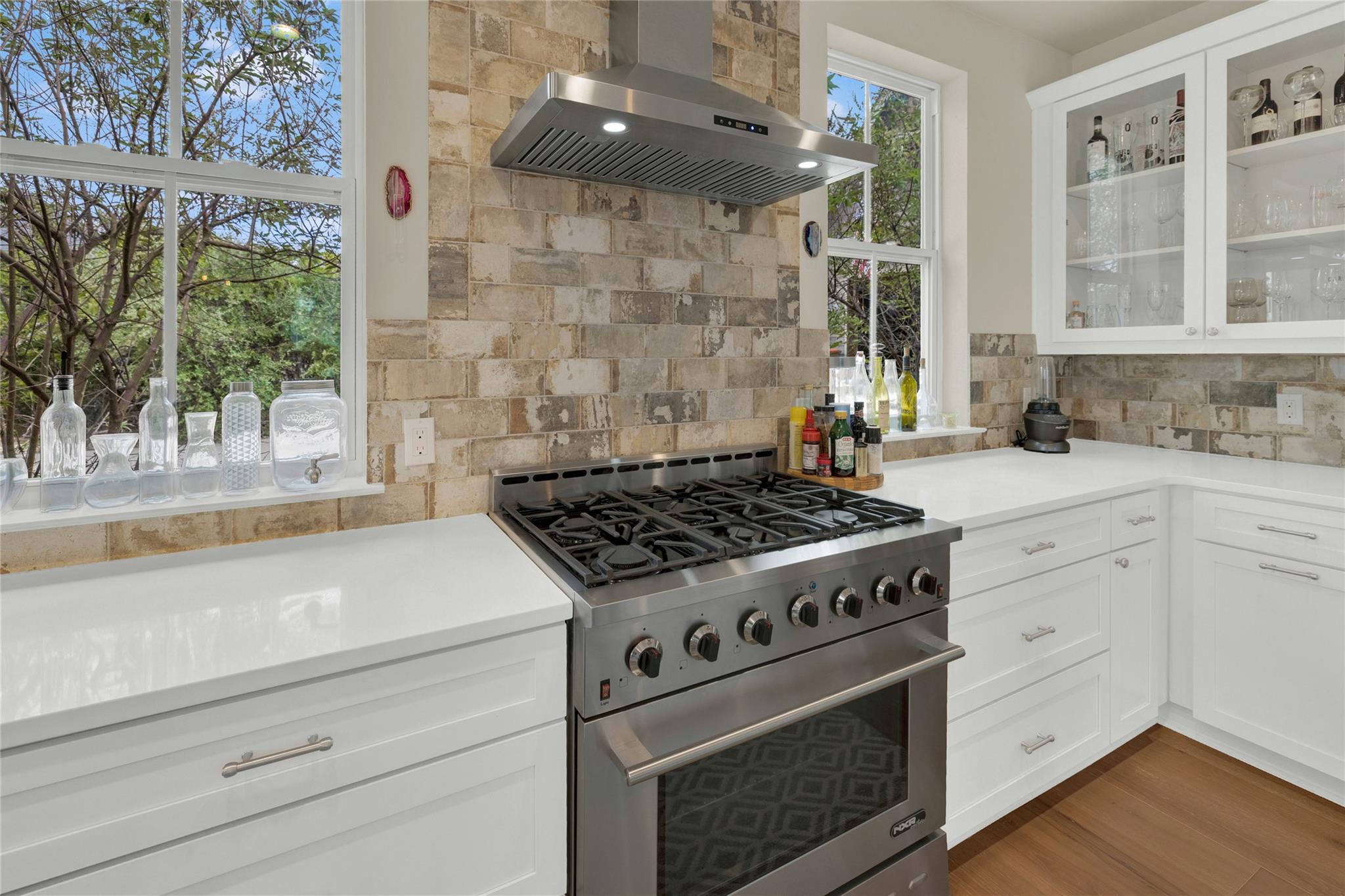 Image 11 of 38 For 232 Freedom St Nw