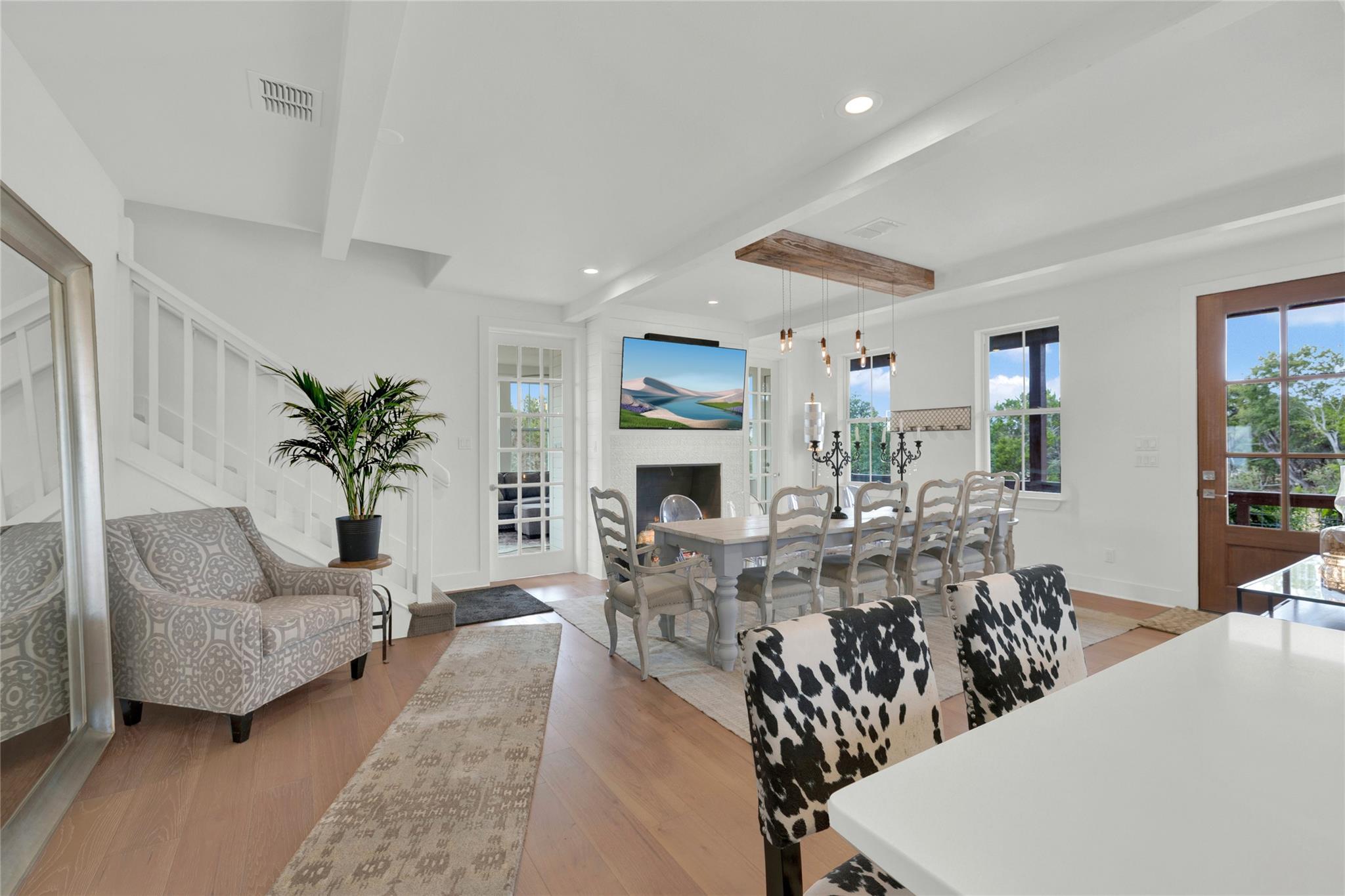 Image 6 of 38 For 232 Freedom St Nw