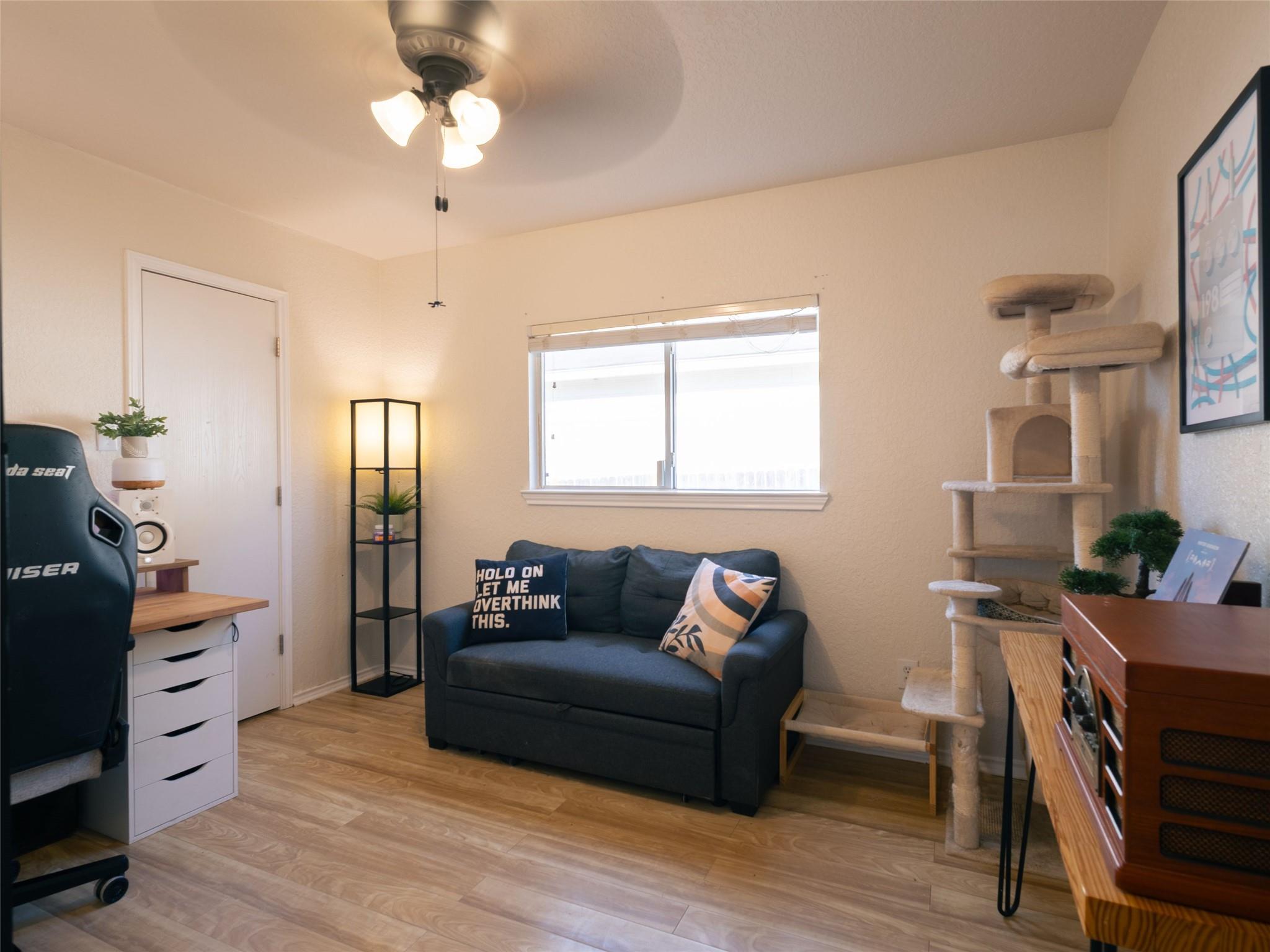 Image 19 of 26 For 125 Dewberry Park