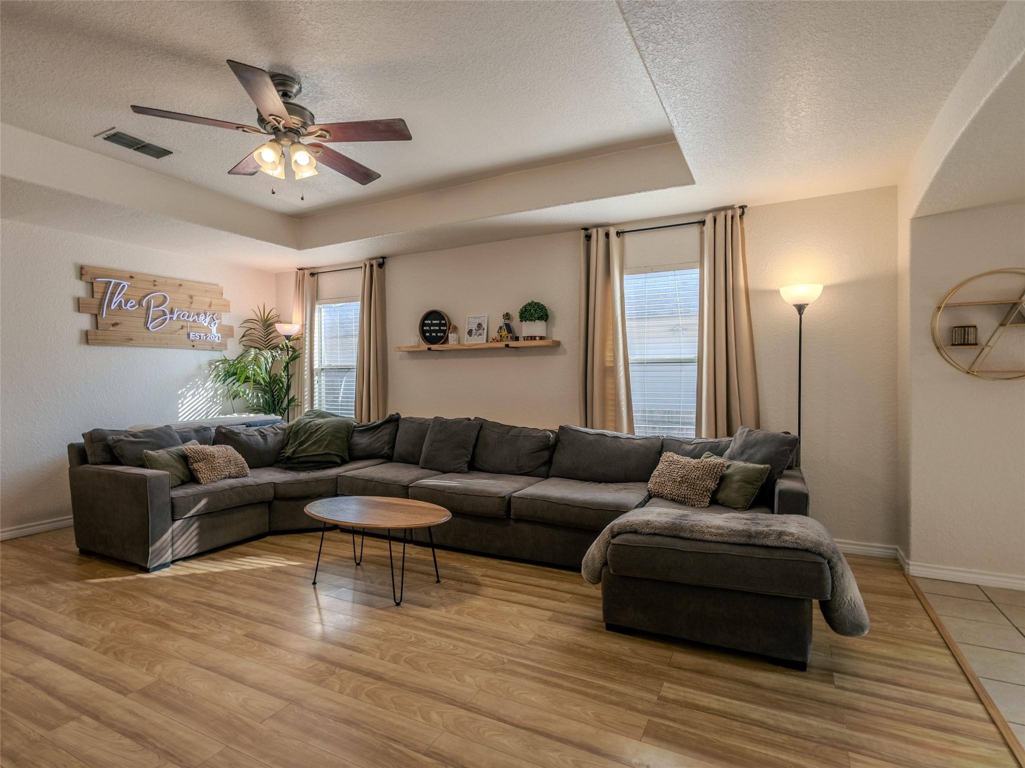 Image 7 of 26 For 125 Dewberry Park