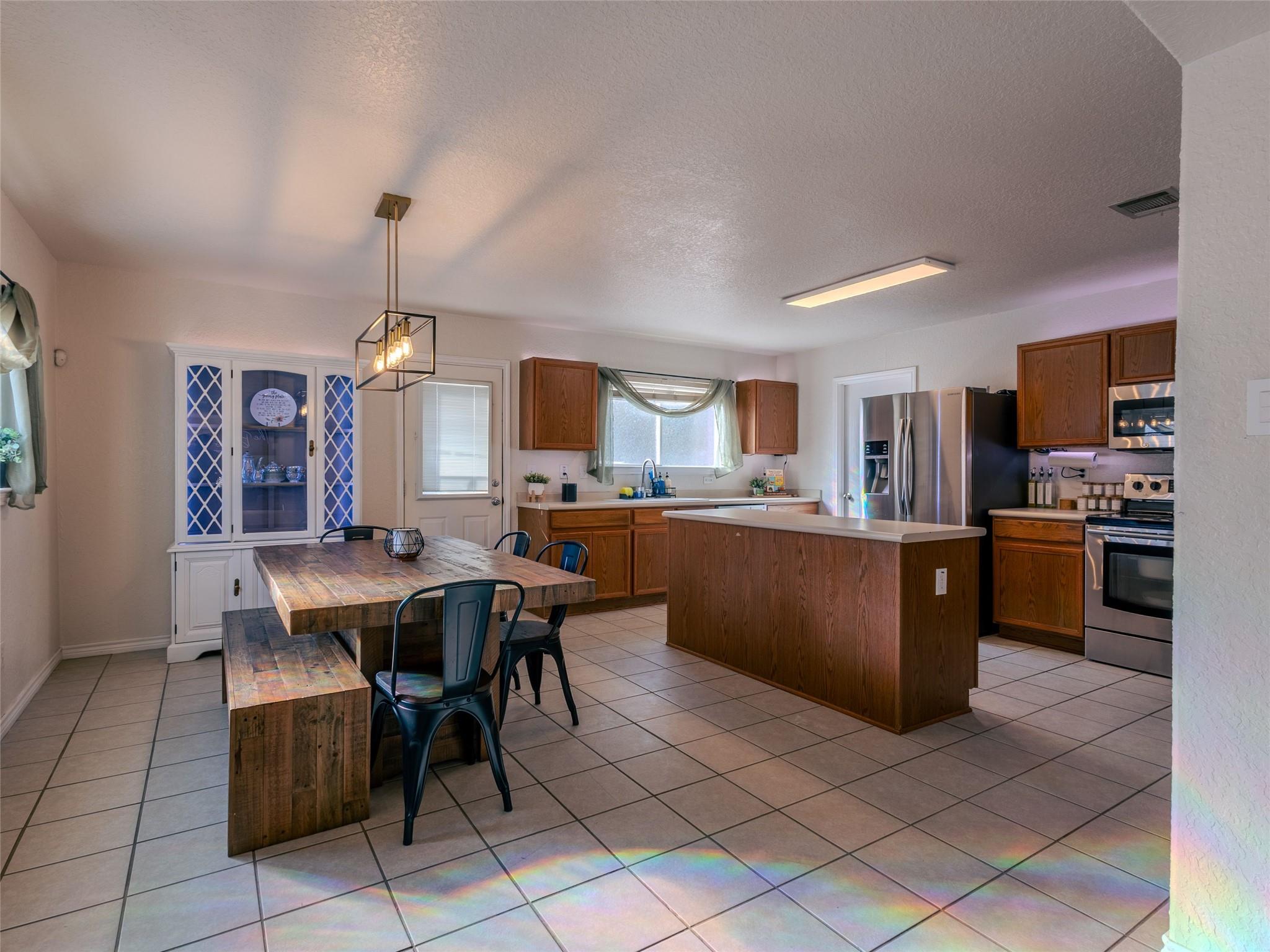 Image 9 of 26 For 125 Dewberry Park