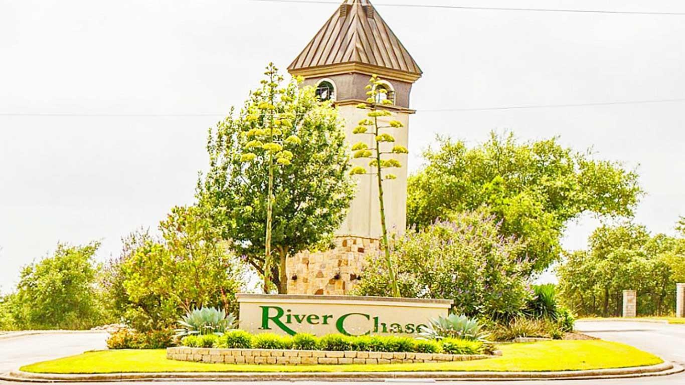 Image 35 of 39 For 139 Regent Pass