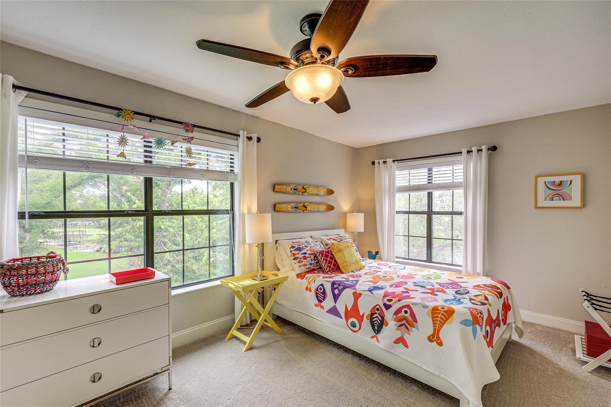 Image 16 of 40 For 279 Waltons Way