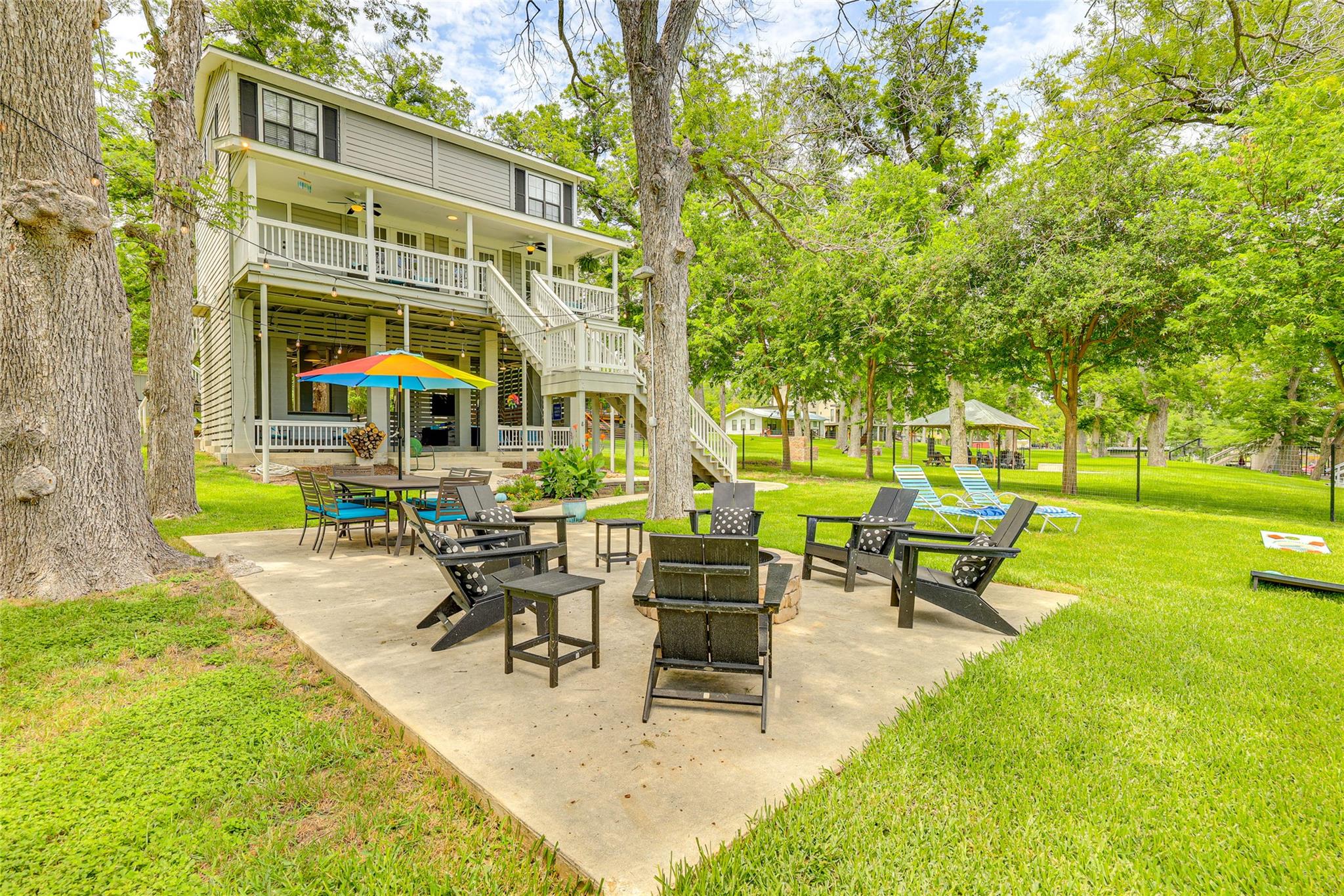 Image 2 of 40 For 279 Waltons Way