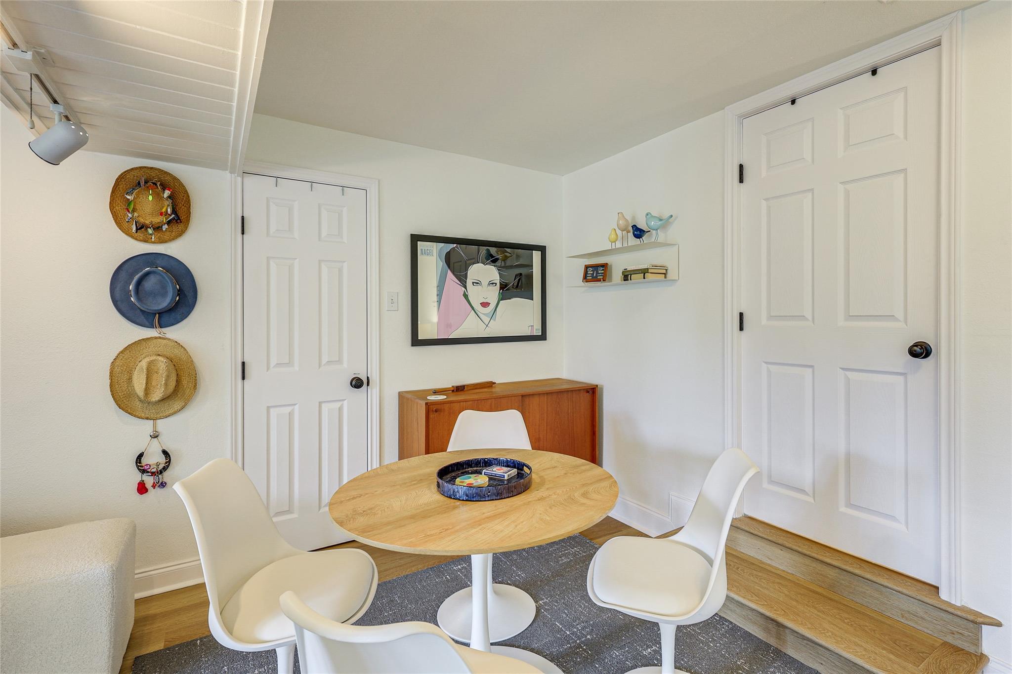 Image 30 of 40 For 279 Waltons Way