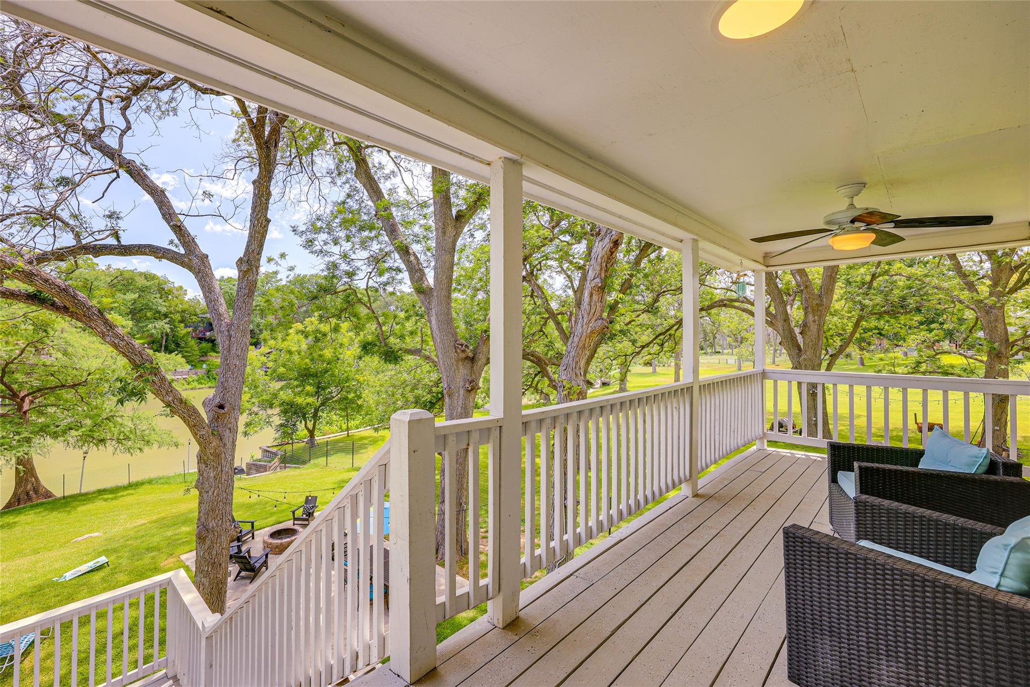 Image 34 of 40 For 279 Waltons Way