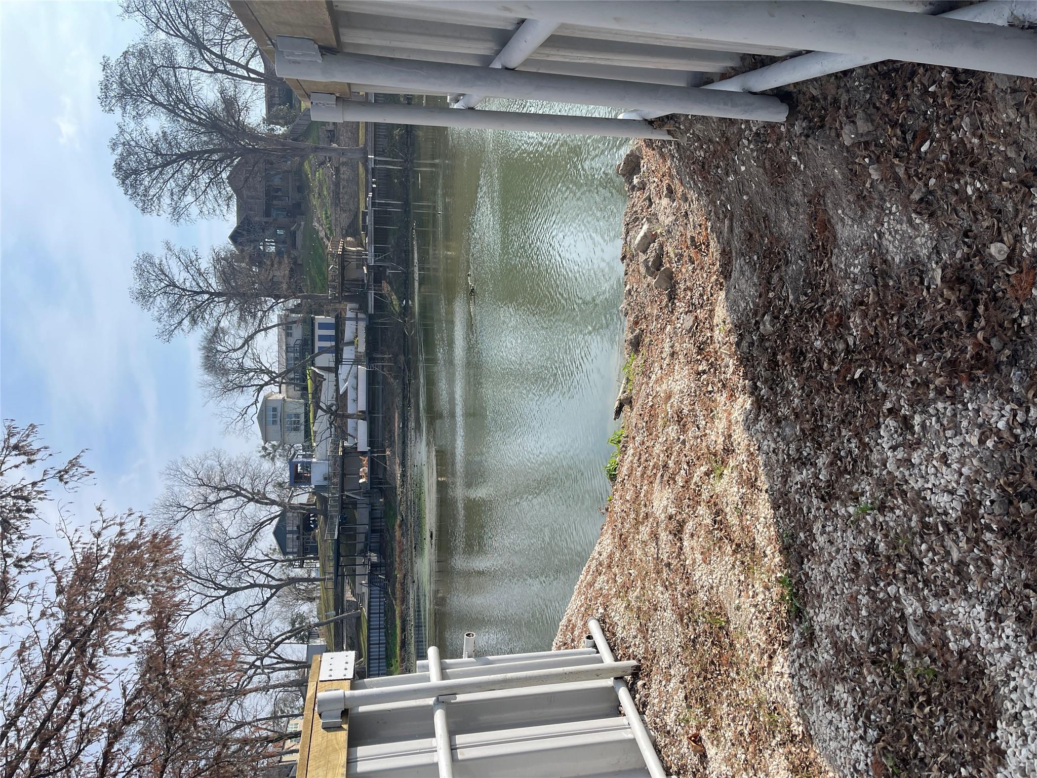 Image 39 of 40 For 279 Waltons Way