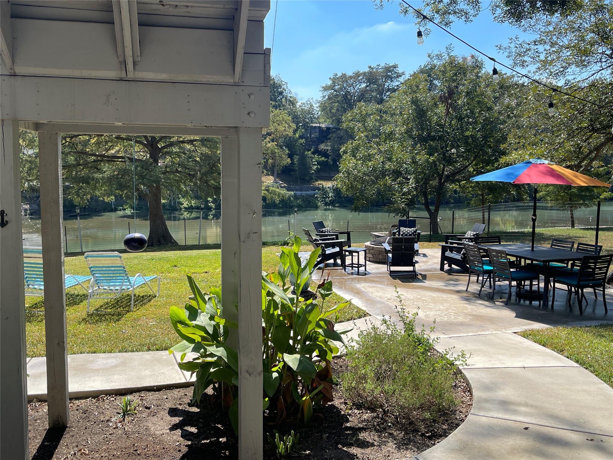 Image 4 of 40 For 279 Waltons Way