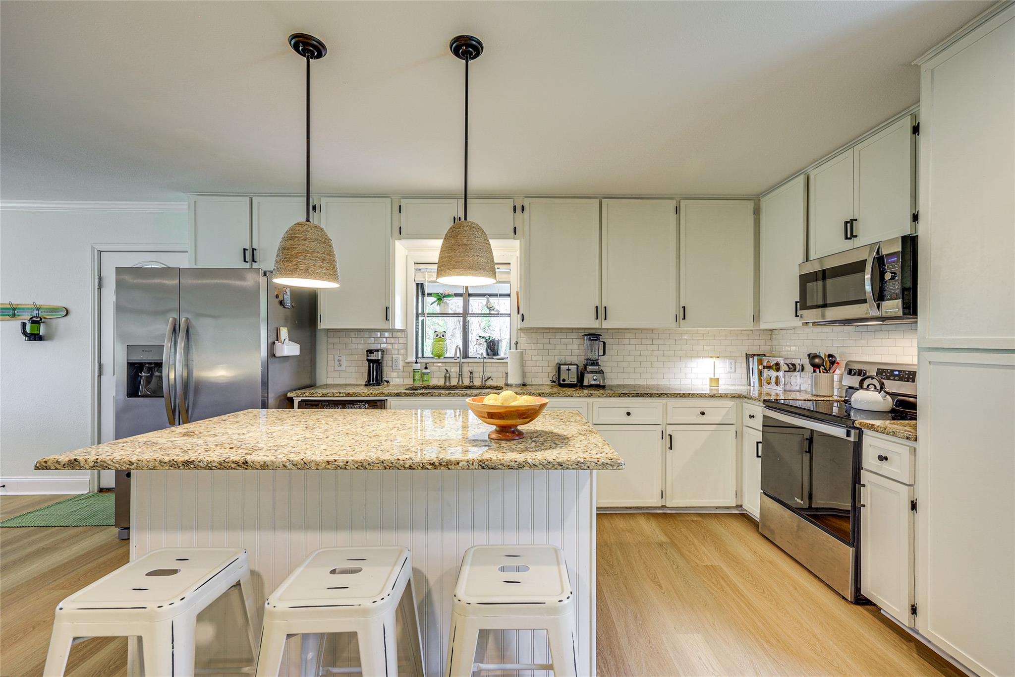 Image 8 of 40 For 279 Waltons Way