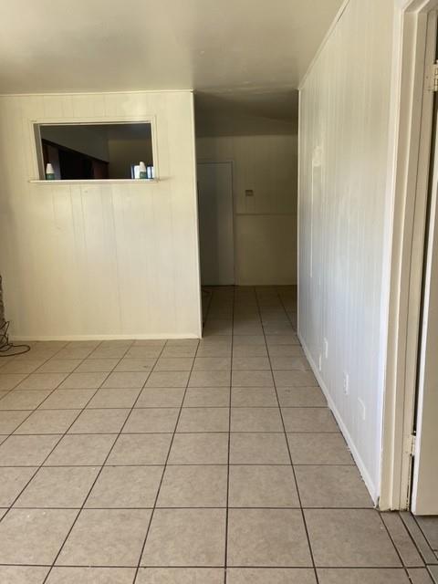 Image 10 of 16 For 903 Drury Ln