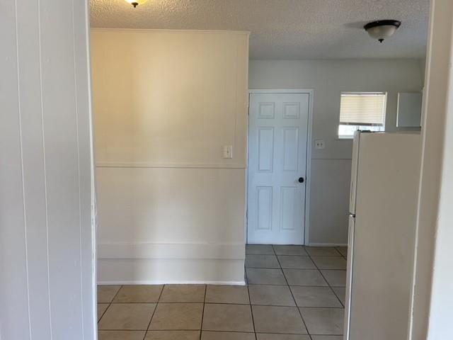 Image 11 of 16 For 903 Drury Ln
