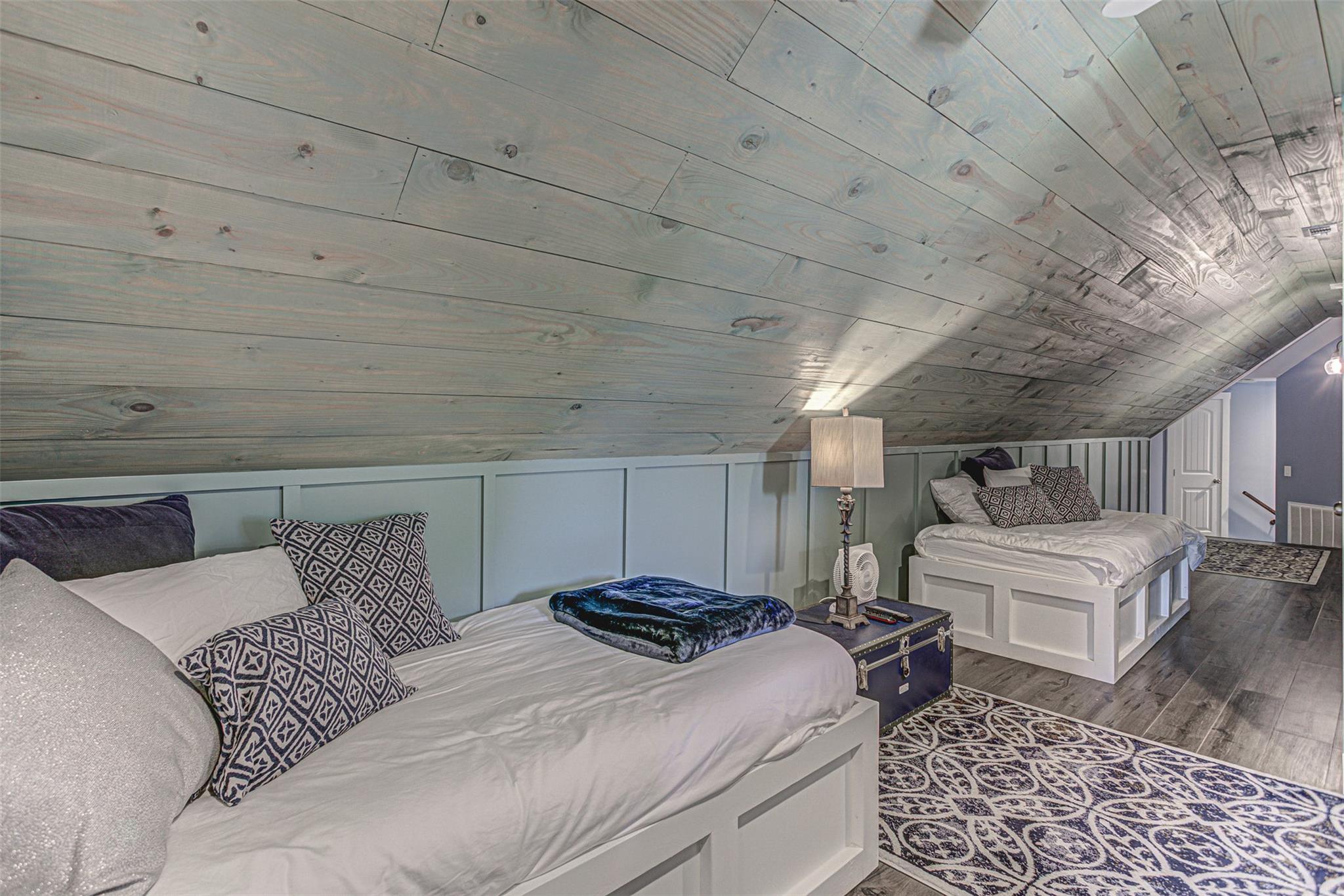 Image 32 of 36 For 3896 Comanche Trl