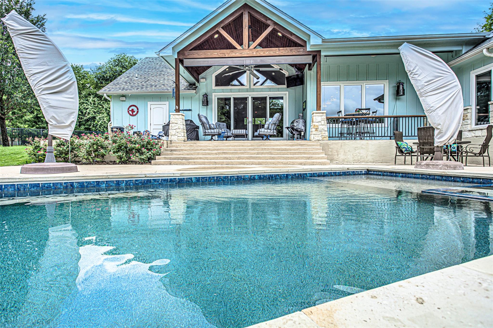 Image 9 of 36 For 3896 Comanche Trl