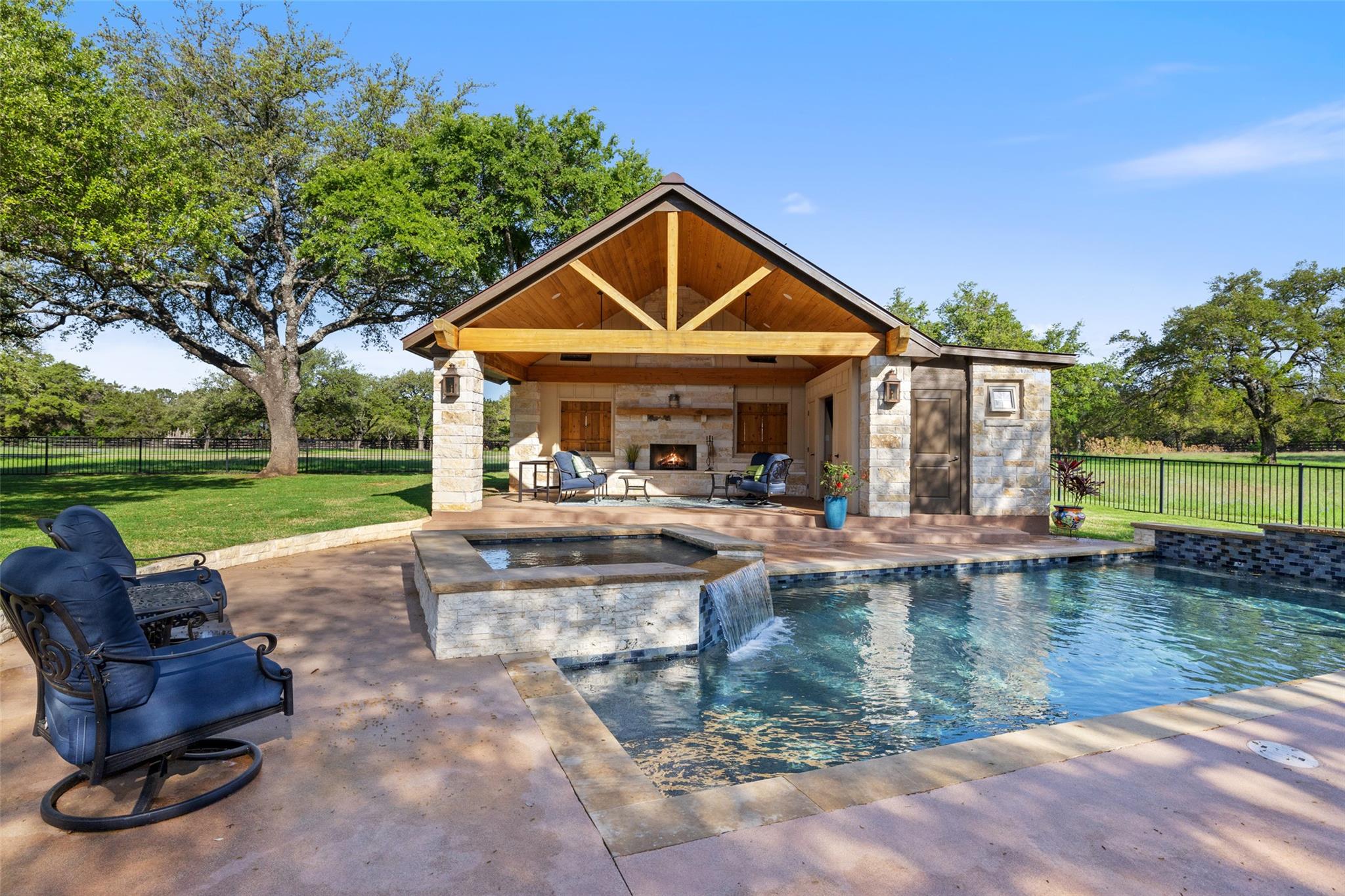 Image 27 of 40 For 27501 Waterfall Hill Pkwy