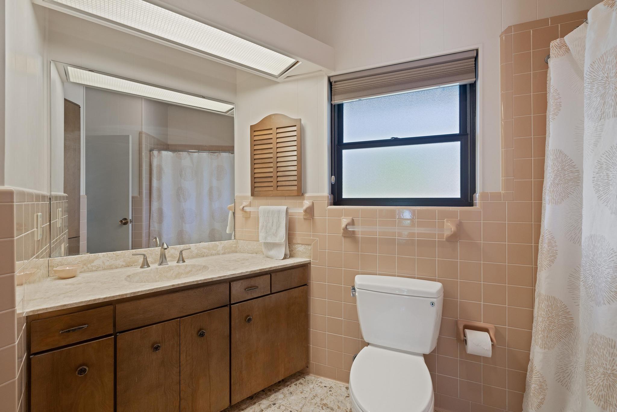 Image 26 of 39 For 2401 Manana St