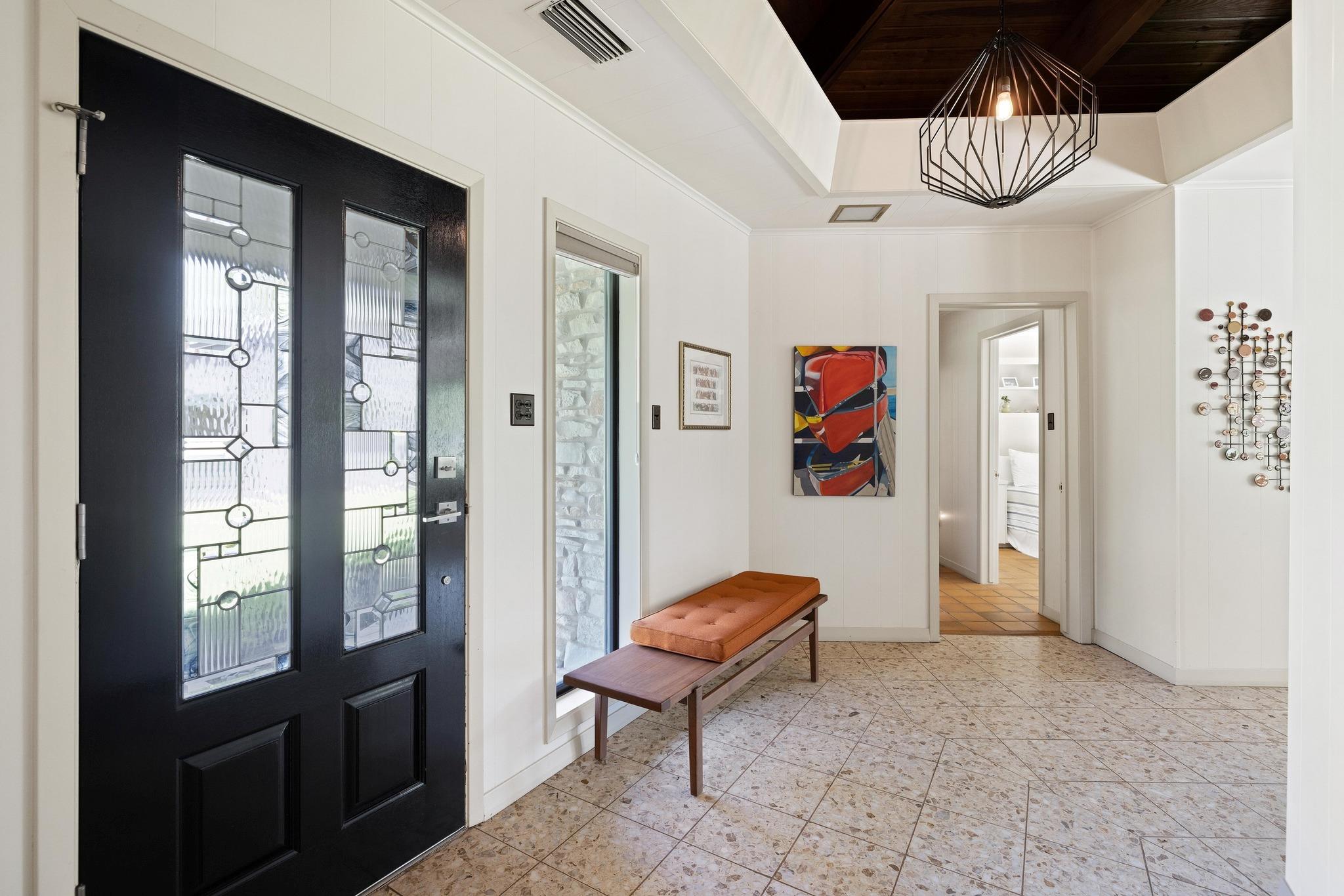 Image 8 of 39 For 2401 Manana St