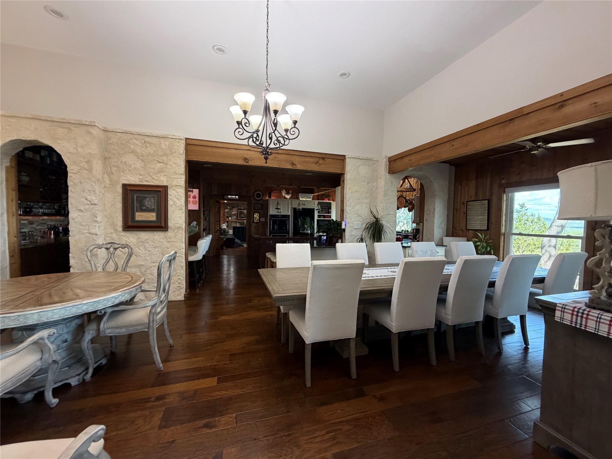 Image 10 of 33 For 2755 Skyline Dr