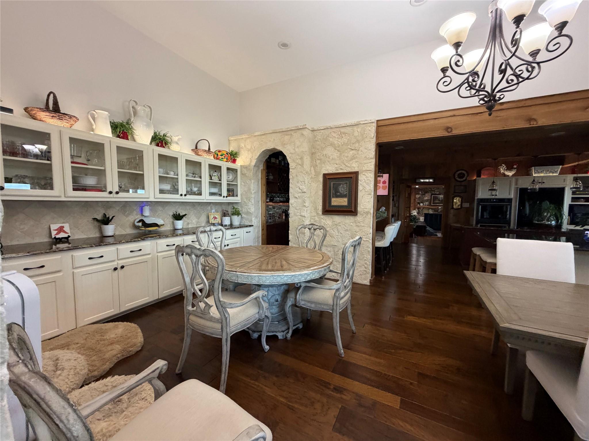 Image 11 of 33 For 2755 Skyline Dr