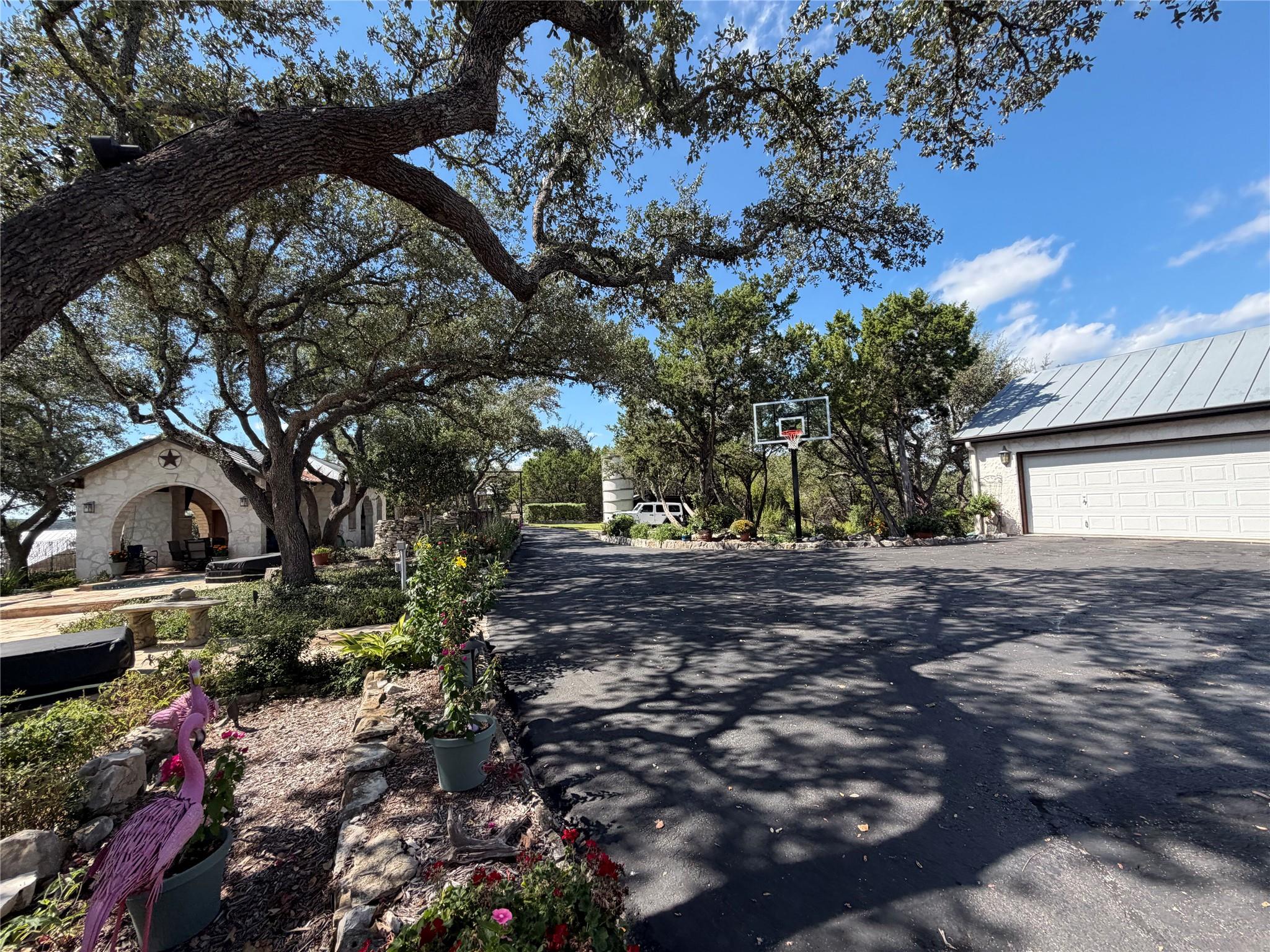 Image 2 of 33 For 2755 Skyline Dr