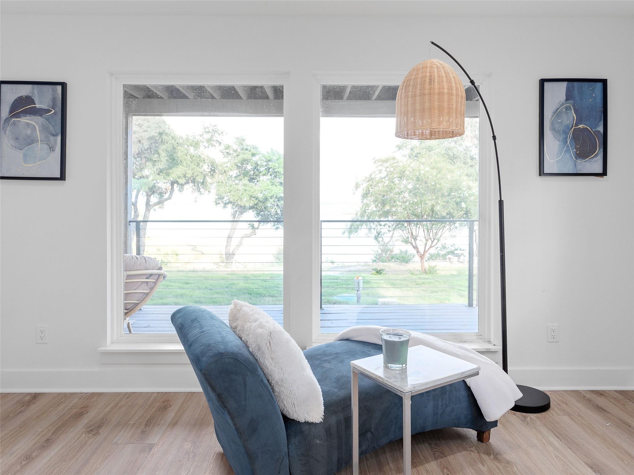 Image 23 of 40 For 874 Lakebreeze Dr