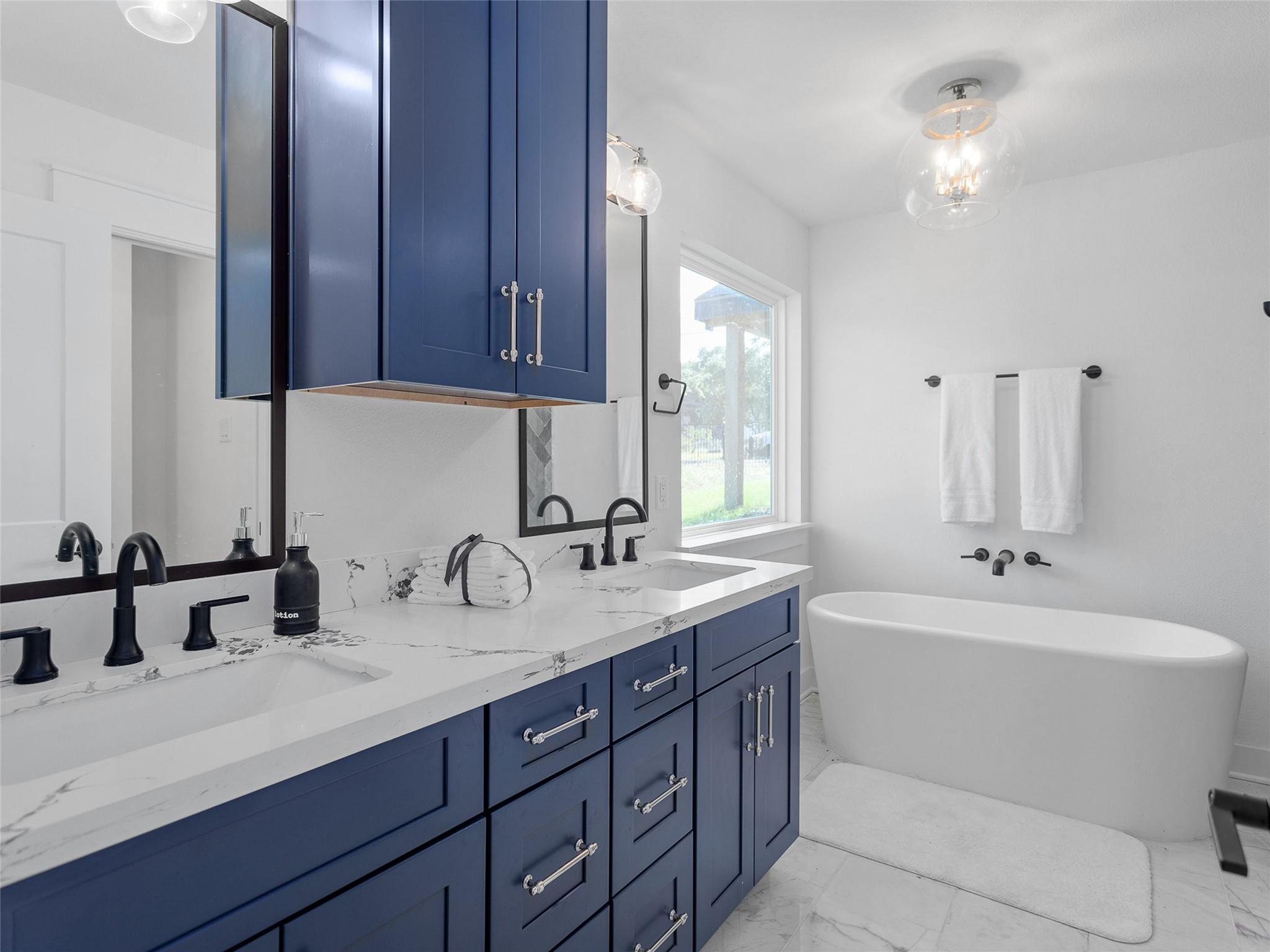 Image 25 of 40 For 874 Lakebreeze Dr