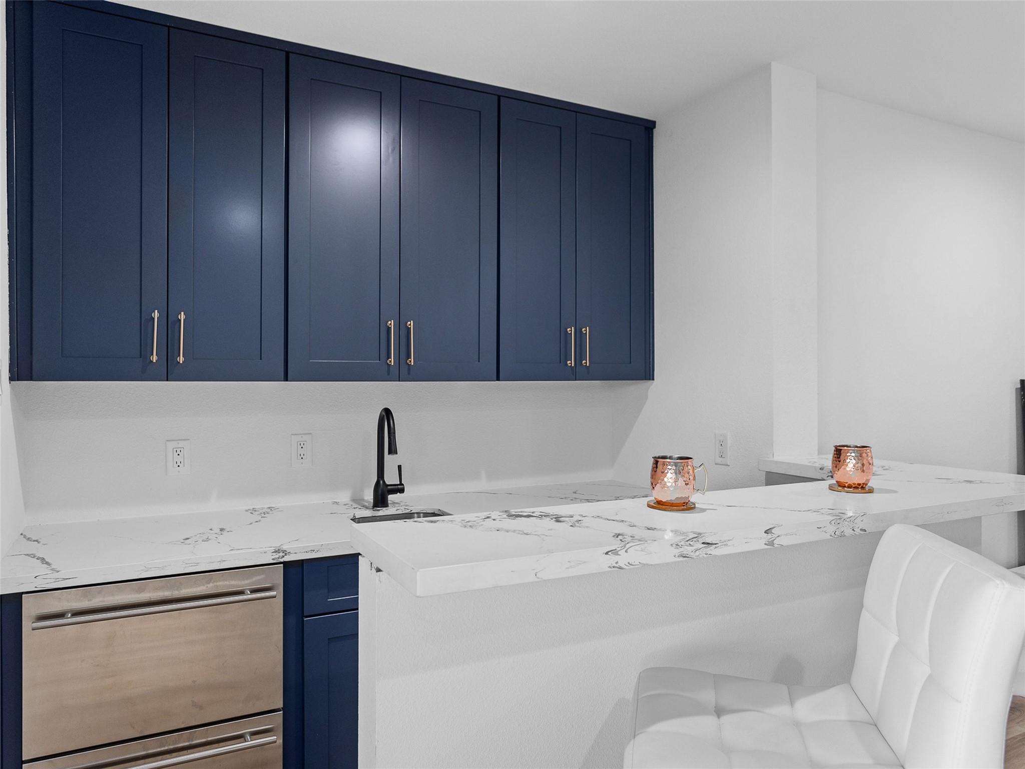 Image 31 of 40 For 874 Lakebreeze Dr