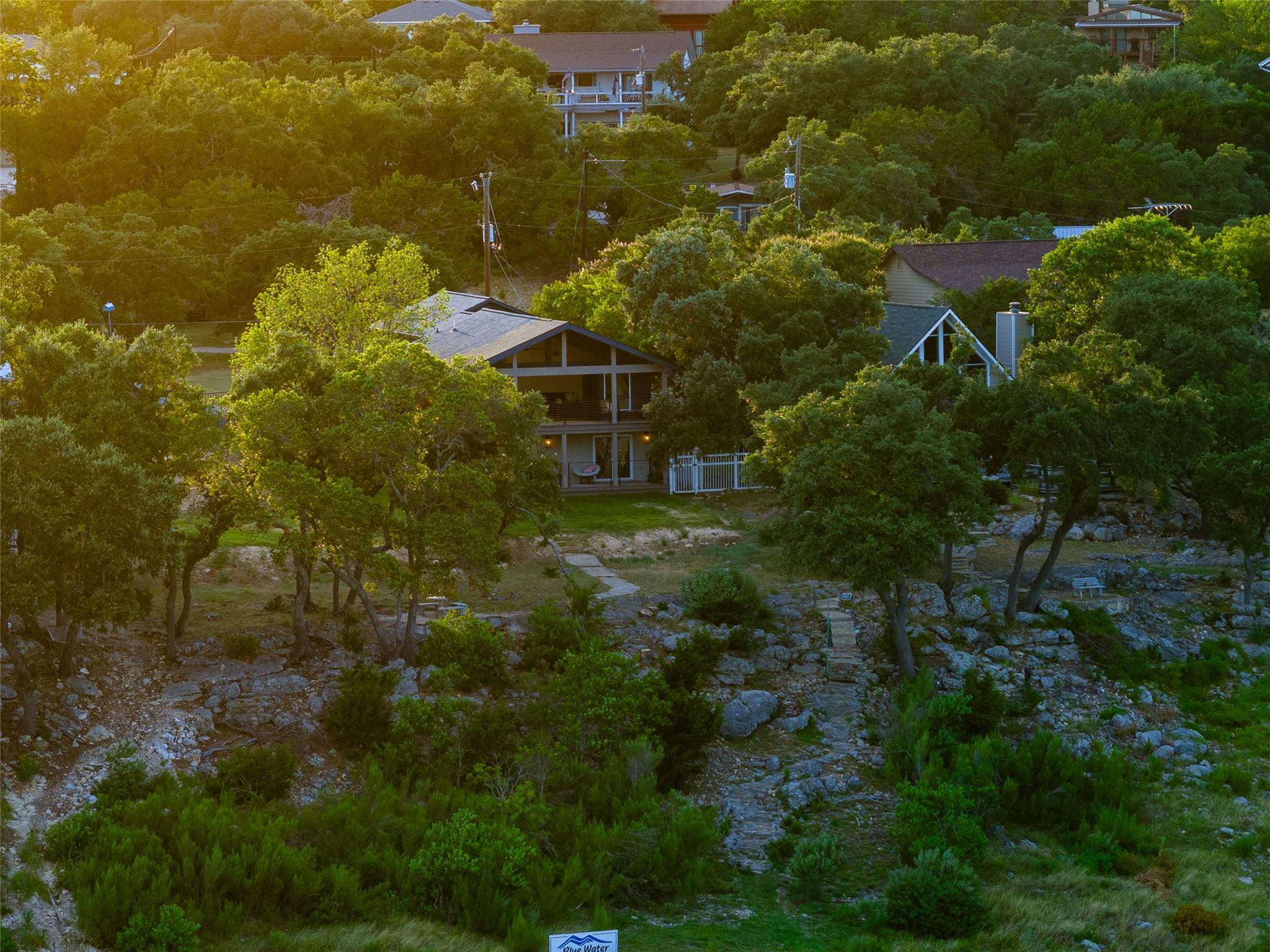 Image 37 of 40 For 874 Lakebreeze Dr