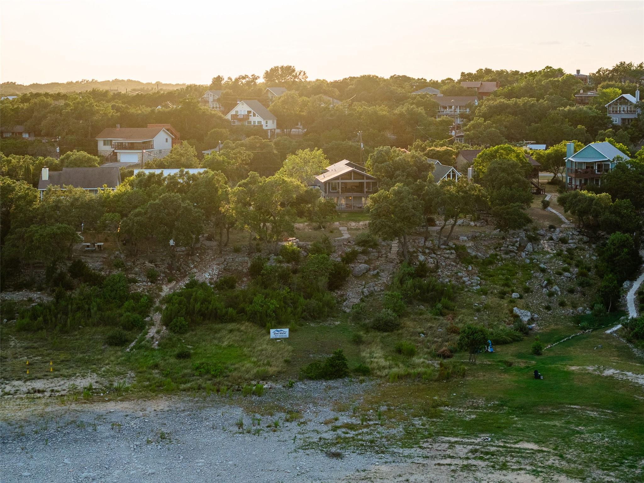 Image 39 of 40 For 874 Lakebreeze Dr