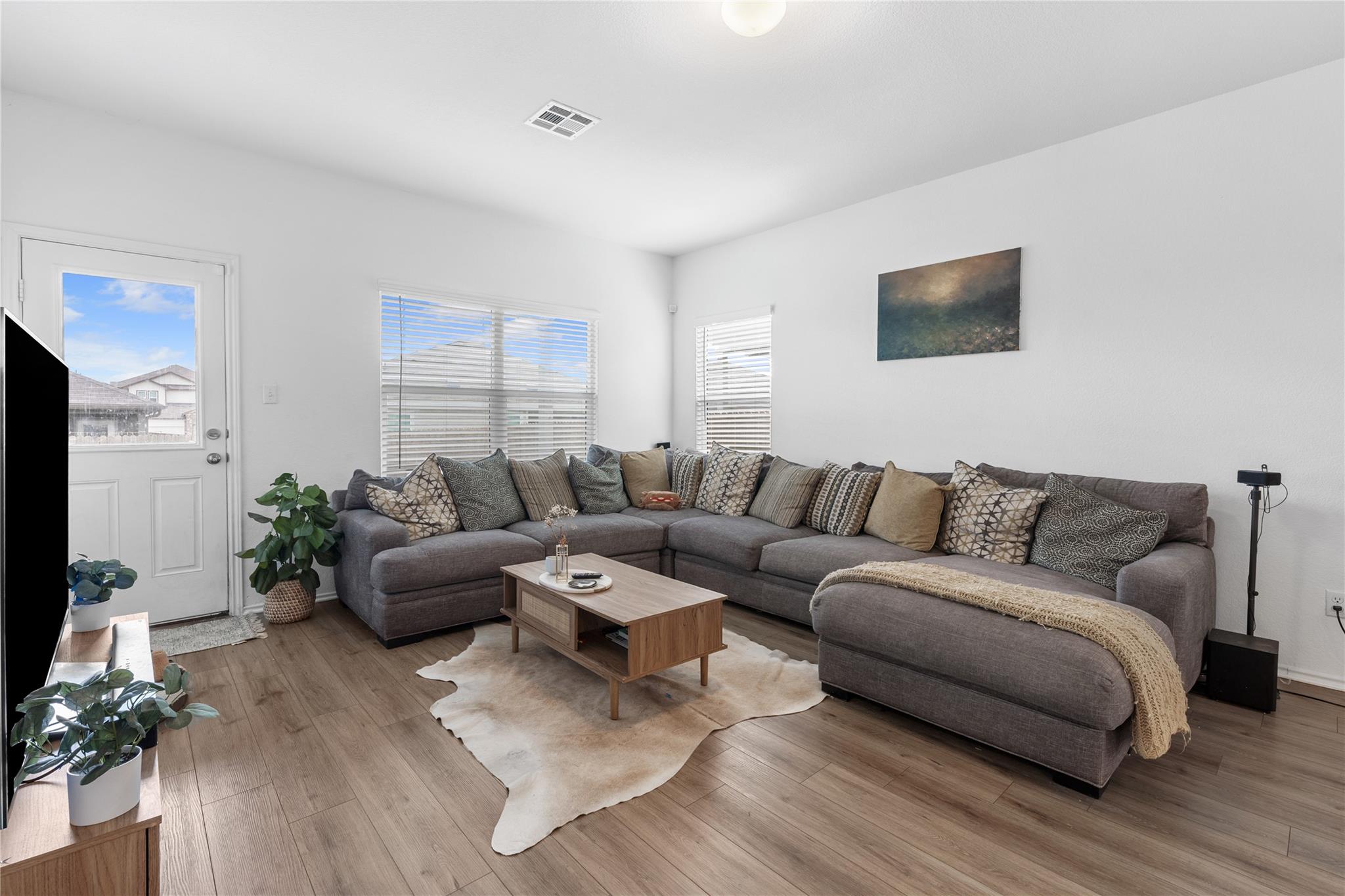 Image 14 of 38 For 129 Rowdy Yates Way