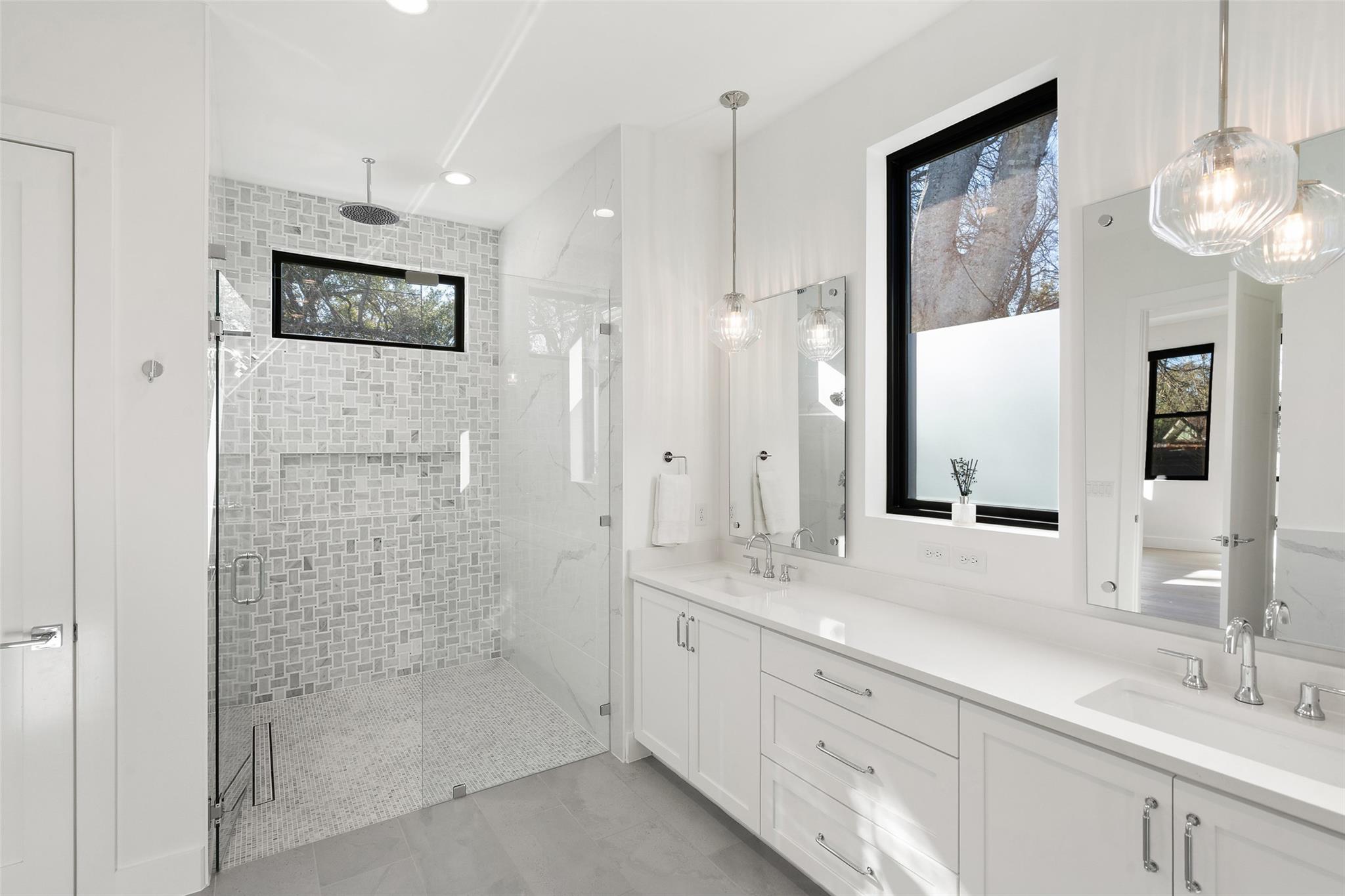 Image 16 of 36 For 1101 Emerald Forest Cv