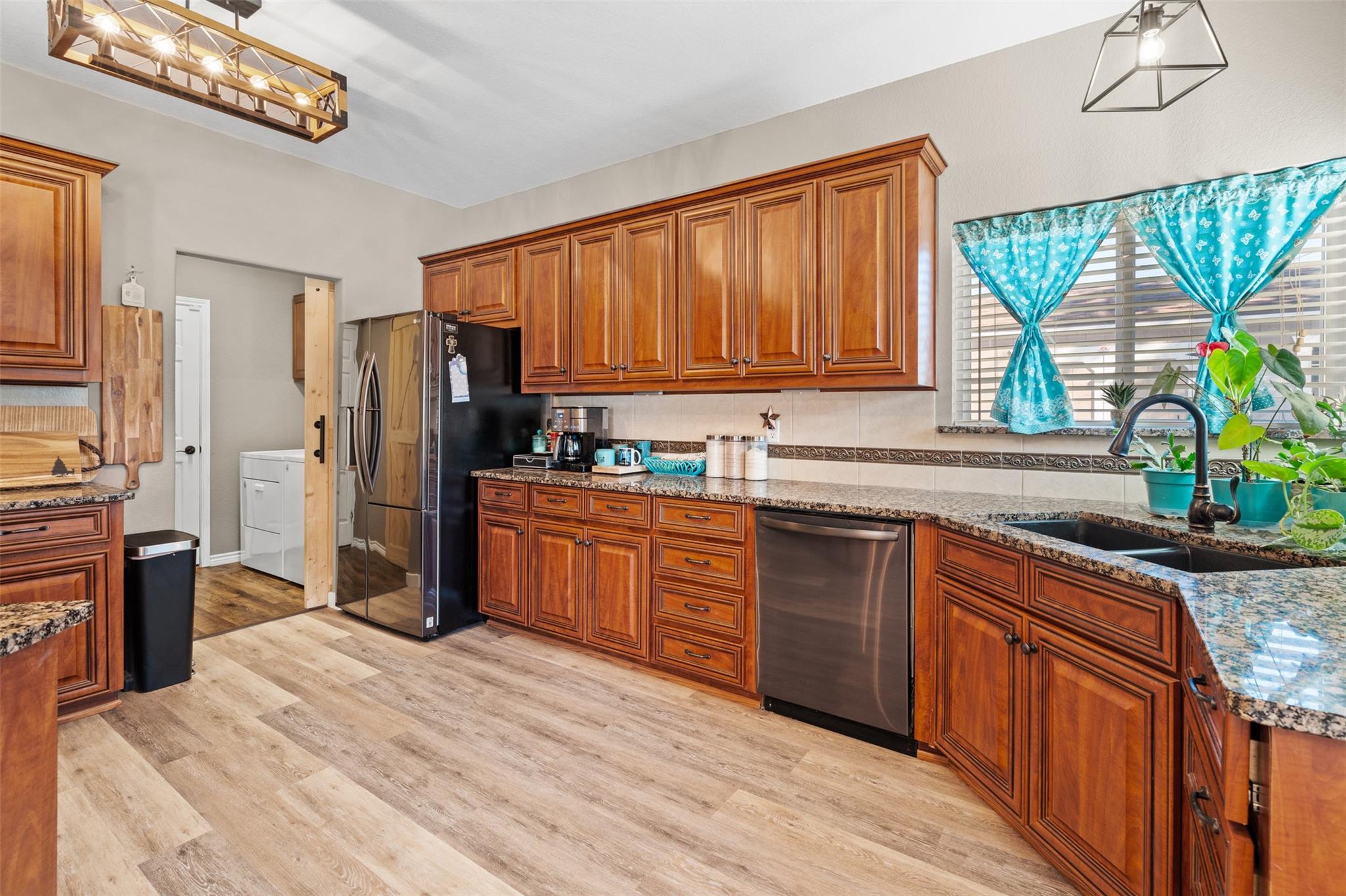 Image 11 of 35 For 1536 Kings Ranch Rd