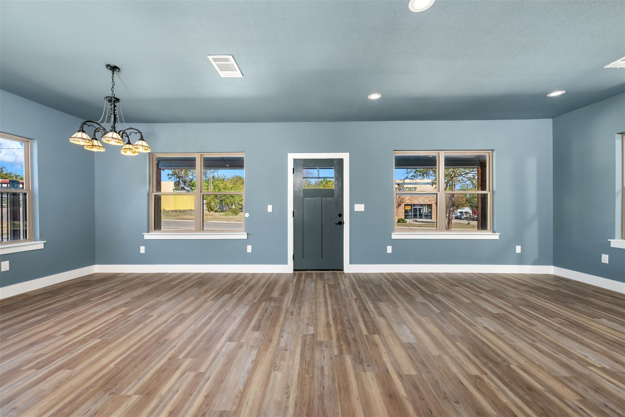 Image 13 of 34 For 1205 Avenue G