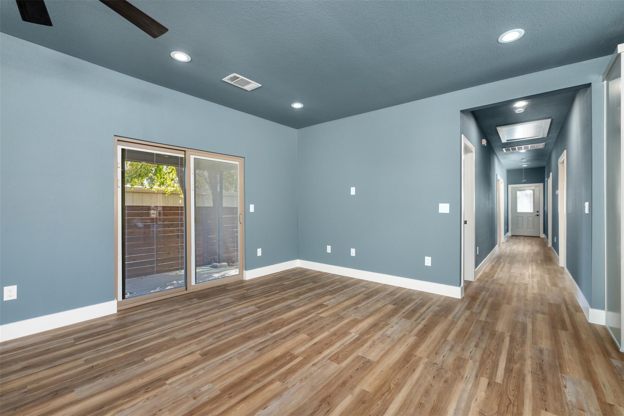 Image 16 of 34 For 1205 Avenue G