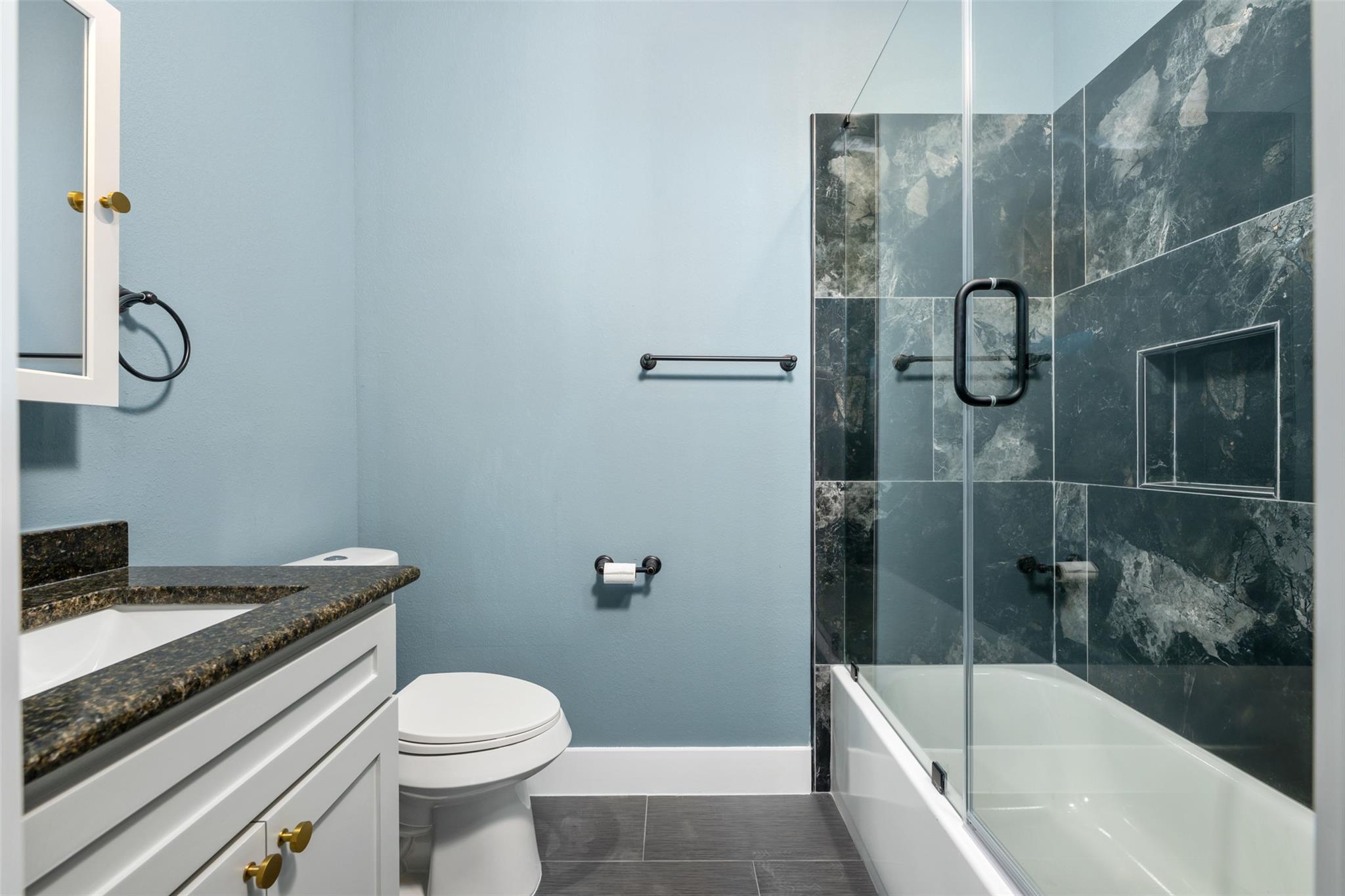 Image 33 of 34 For 1205 Avenue G