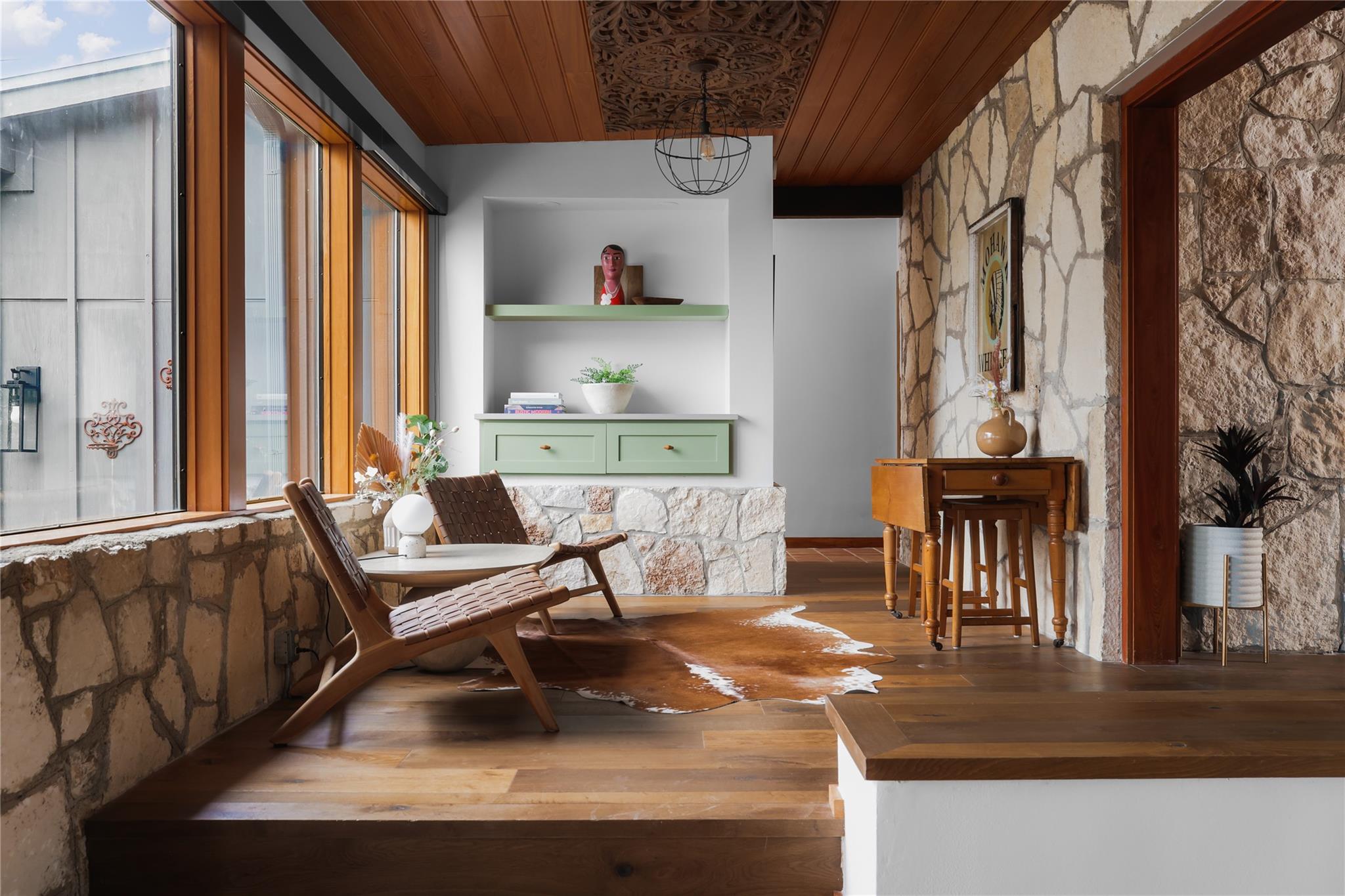 Image 13 of 38 For 19745 Lakehurst Loop