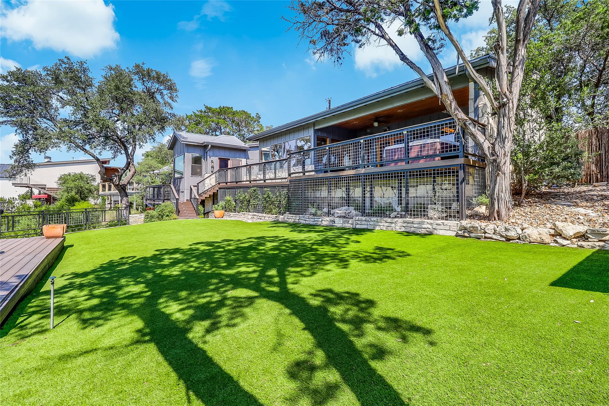 Image 30 of 38 For 19745 Lakehurst Loop